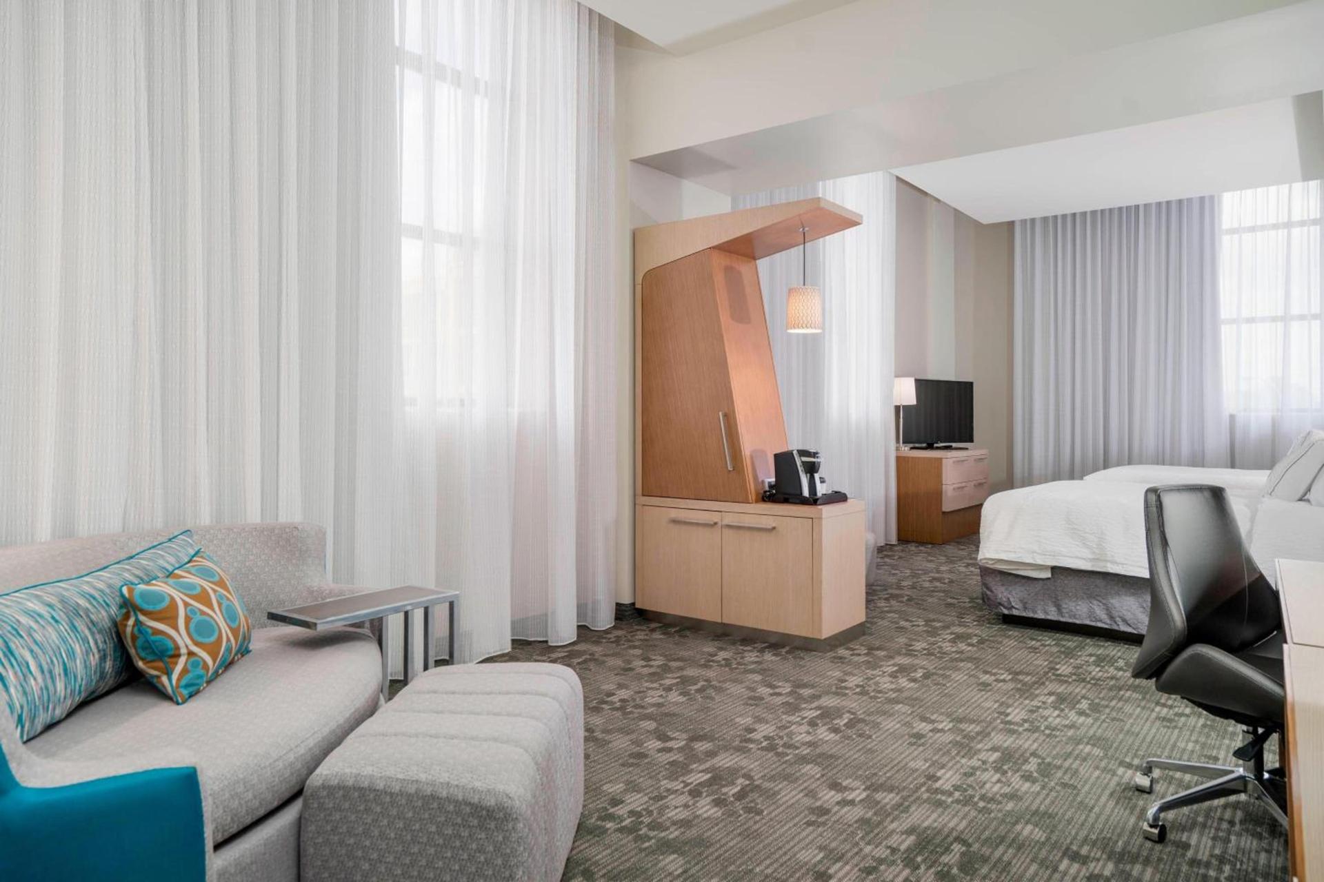 Courtyard by Marriott Niagara Falls, USA photo 19