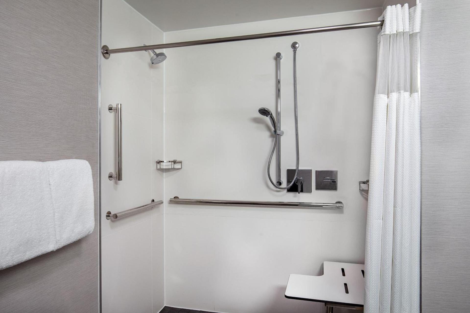Courtyard by Marriott Boston Andover photo 19
