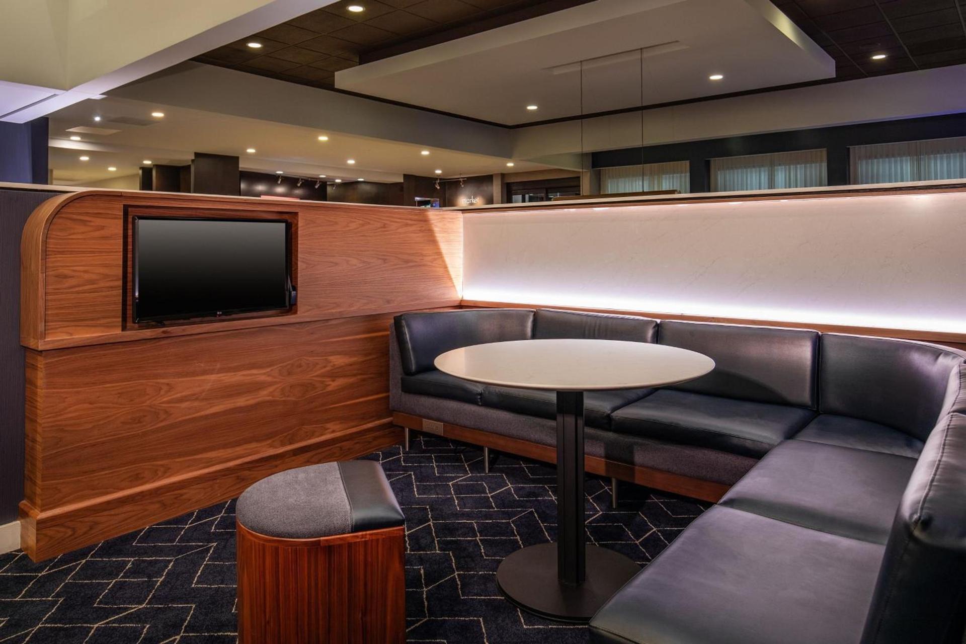 Courtyard by Marriott Boston Andover photo 30