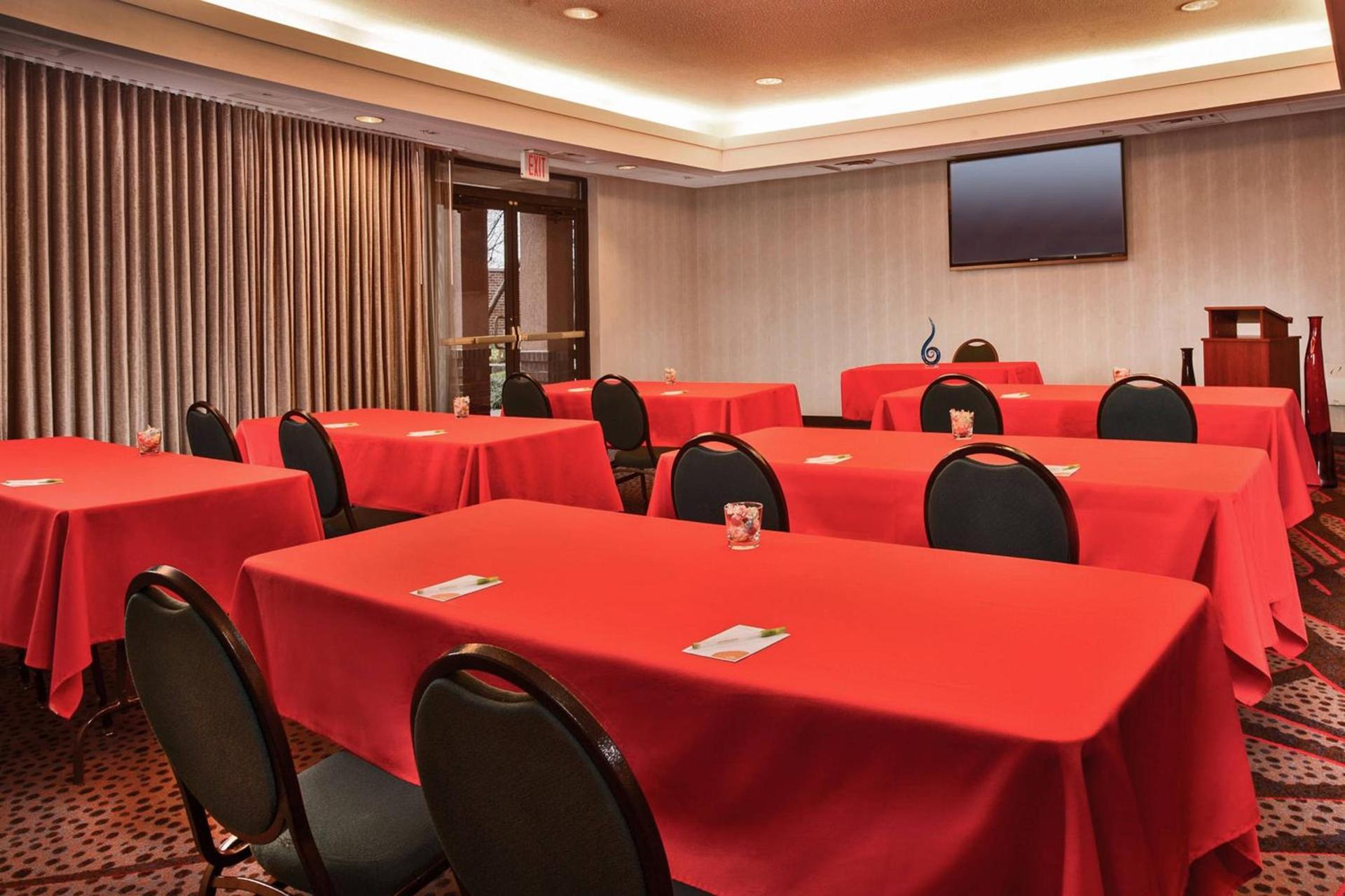 Courtyard by Marriott Dulles Town Center photo 31