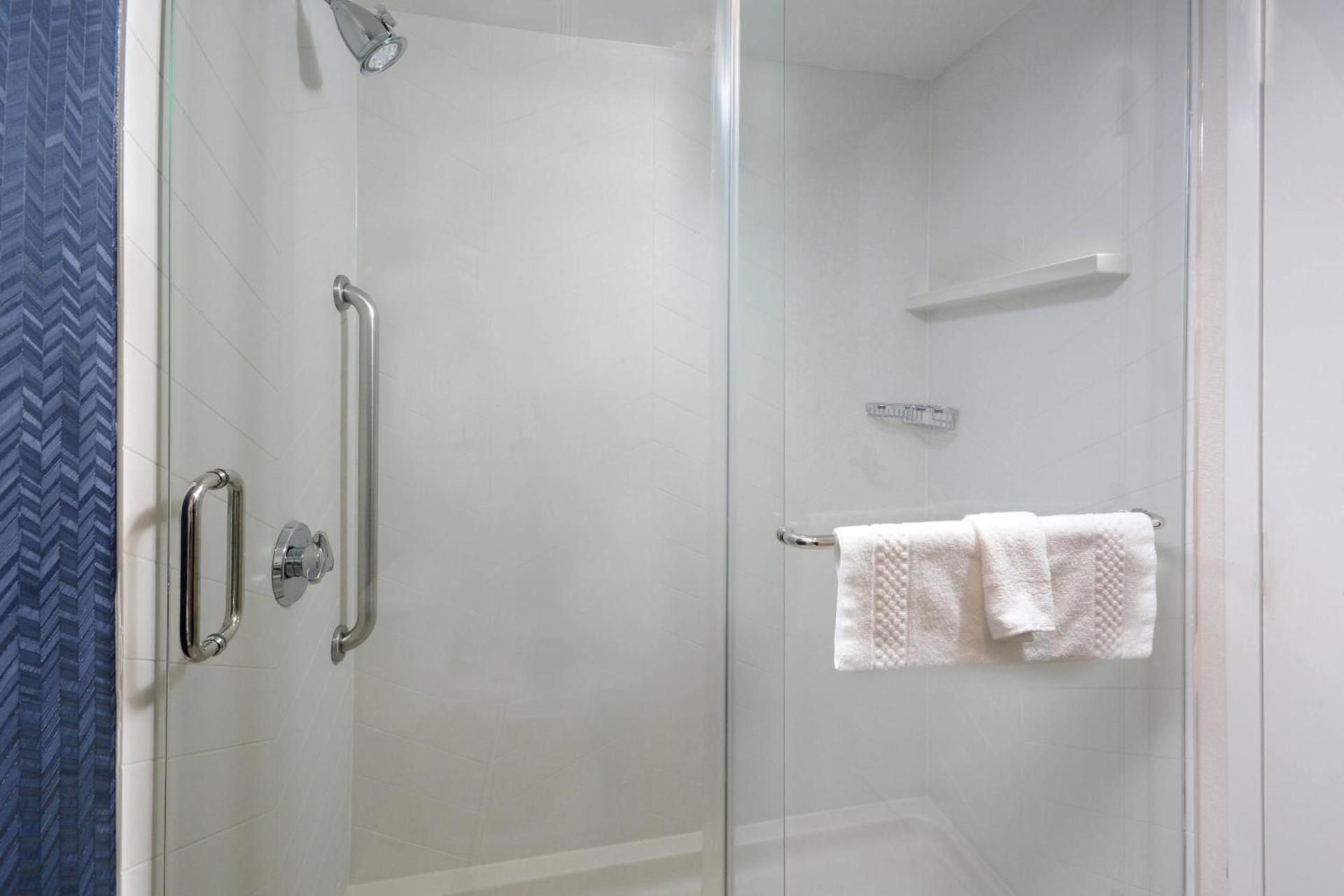 Fairfield Inn Greensboro Airport photo 13