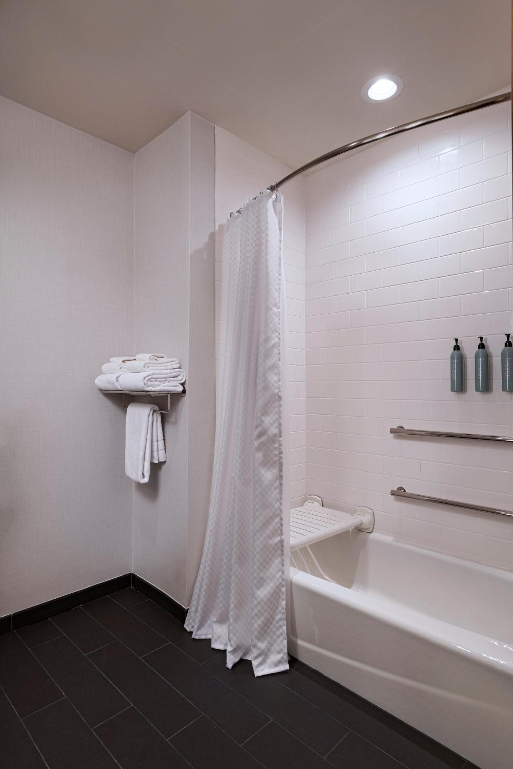 Four Points by Sheraton Fort Worth North photo 18
