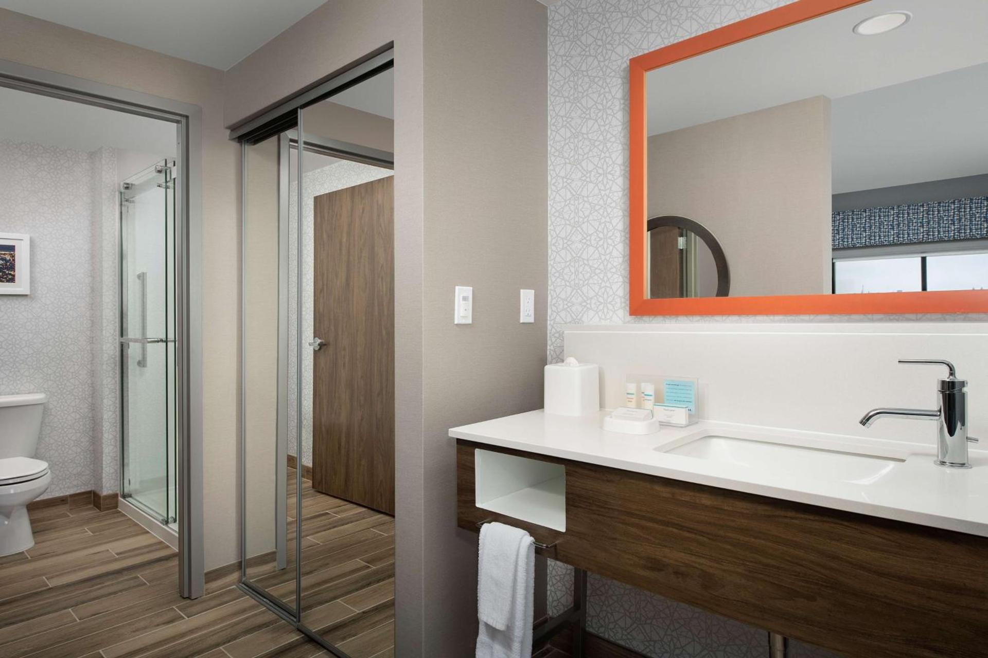 Hampton Inn Baltimore-Downtown-Convention Center photo 16