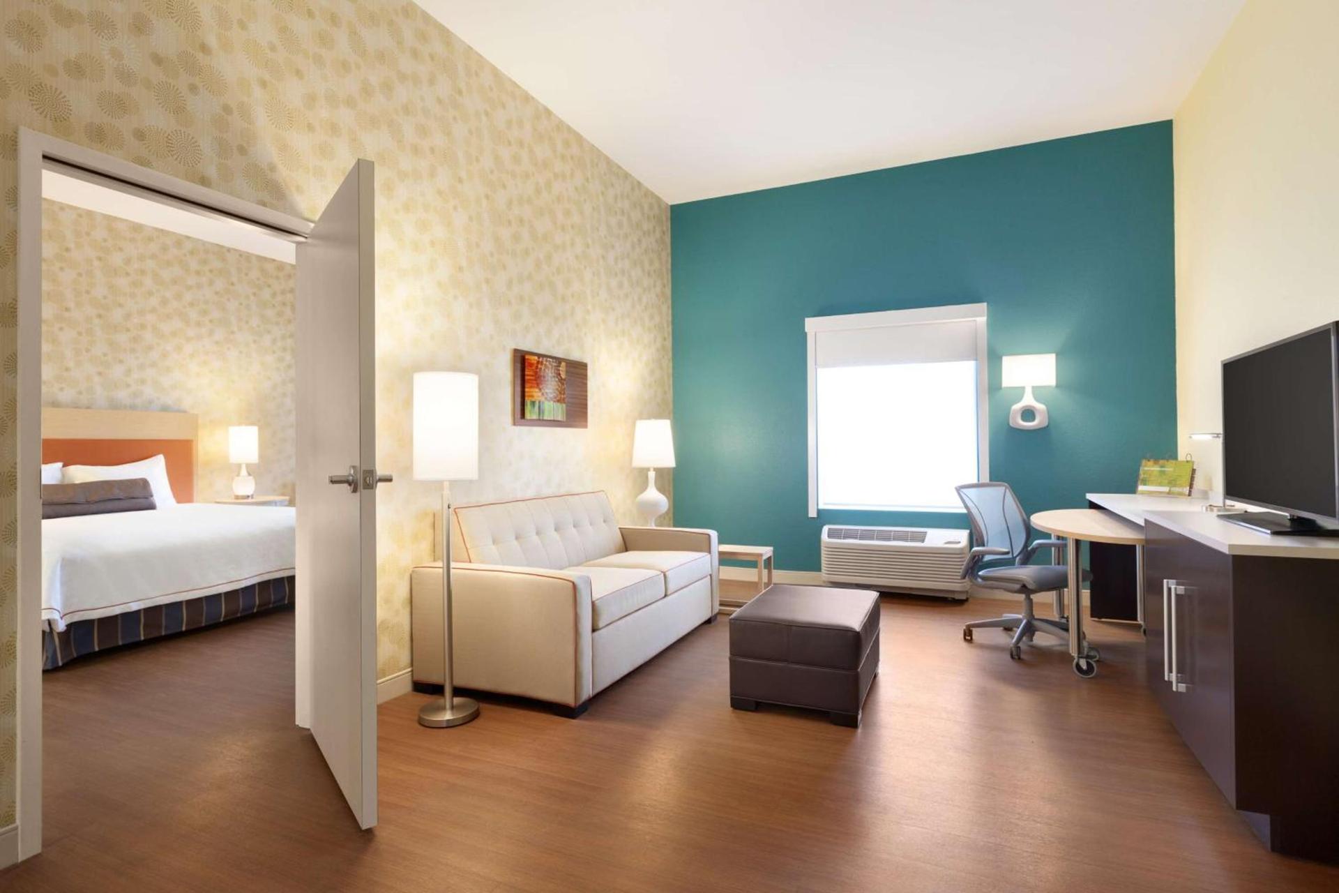 Home2 Suites By Hilton El Paso Airport photo 27