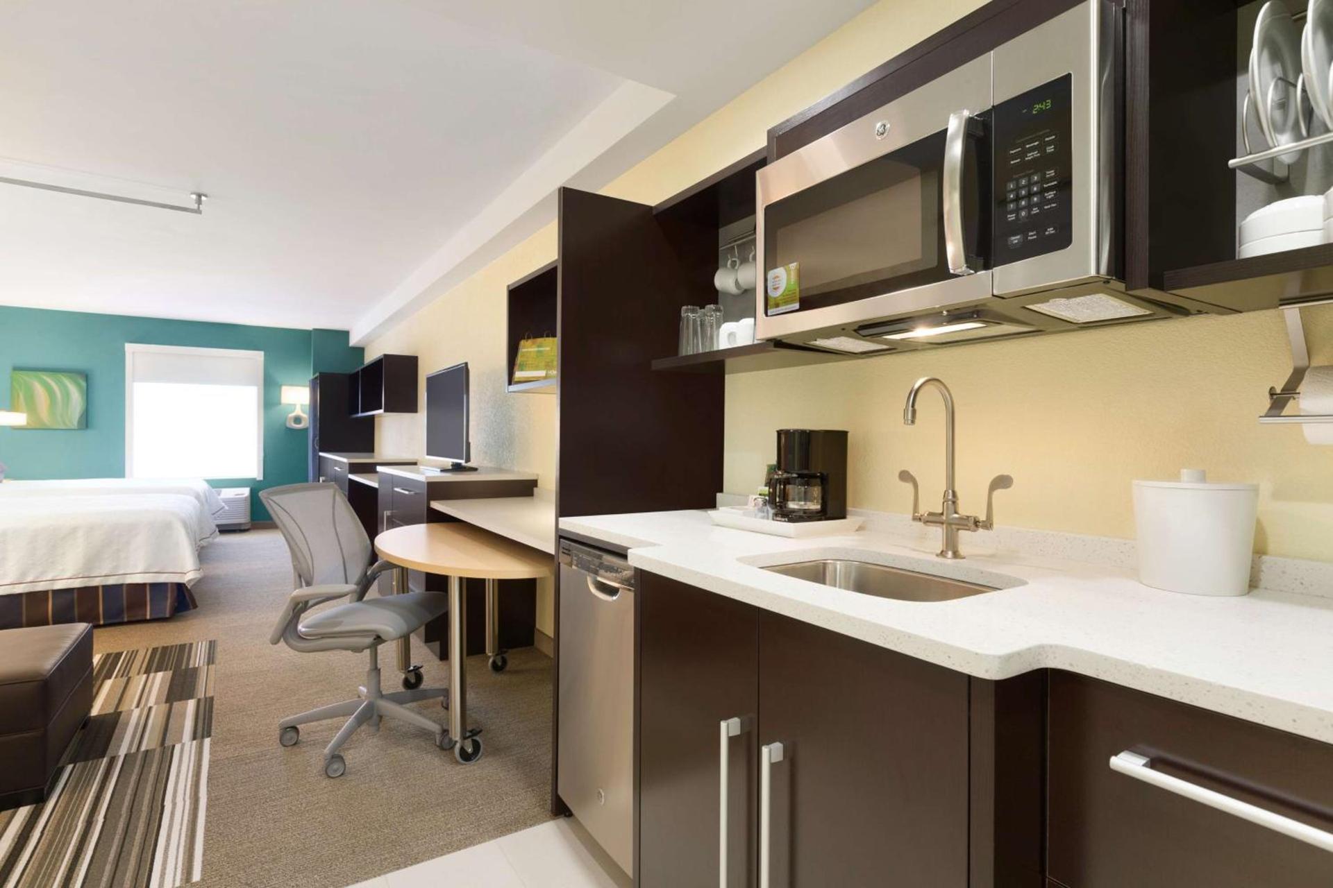 Home2 Suites By Hilton El Paso Airport photo 29