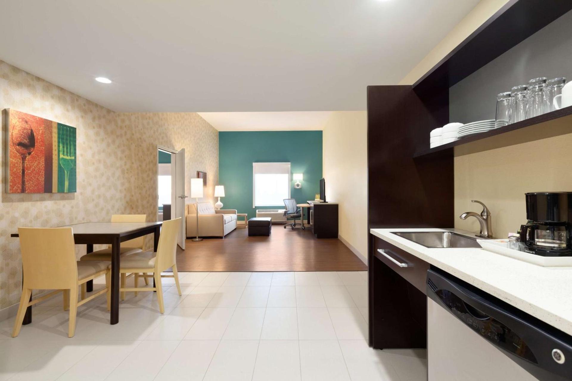 Home2 Suites By Hilton El Paso Airport photo 31