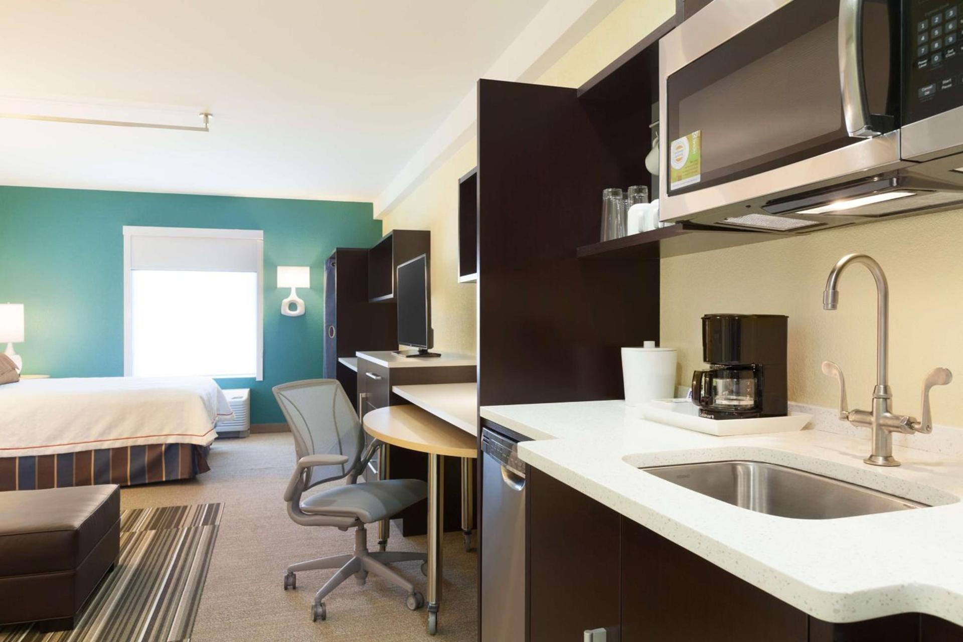 Home2 Suites By Hilton El Paso Airport photo 33