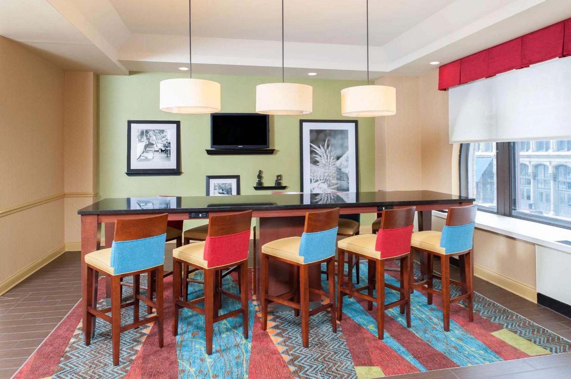 Hampton Inn Indianapolis Downtown Across from Circle Centre photo 41