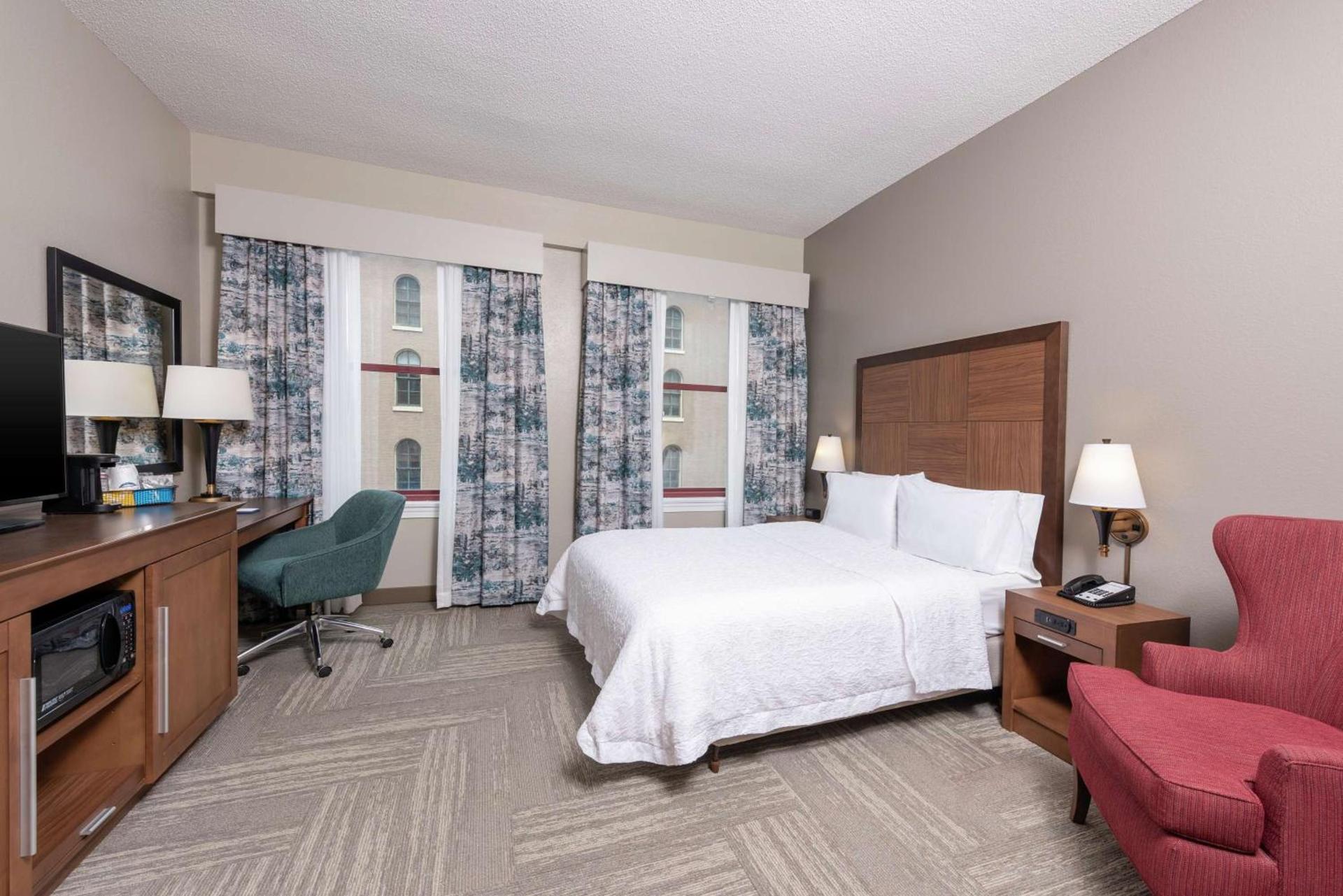 Hampton Inn Indianapolis Downtown Across from Circle Centre photo 51