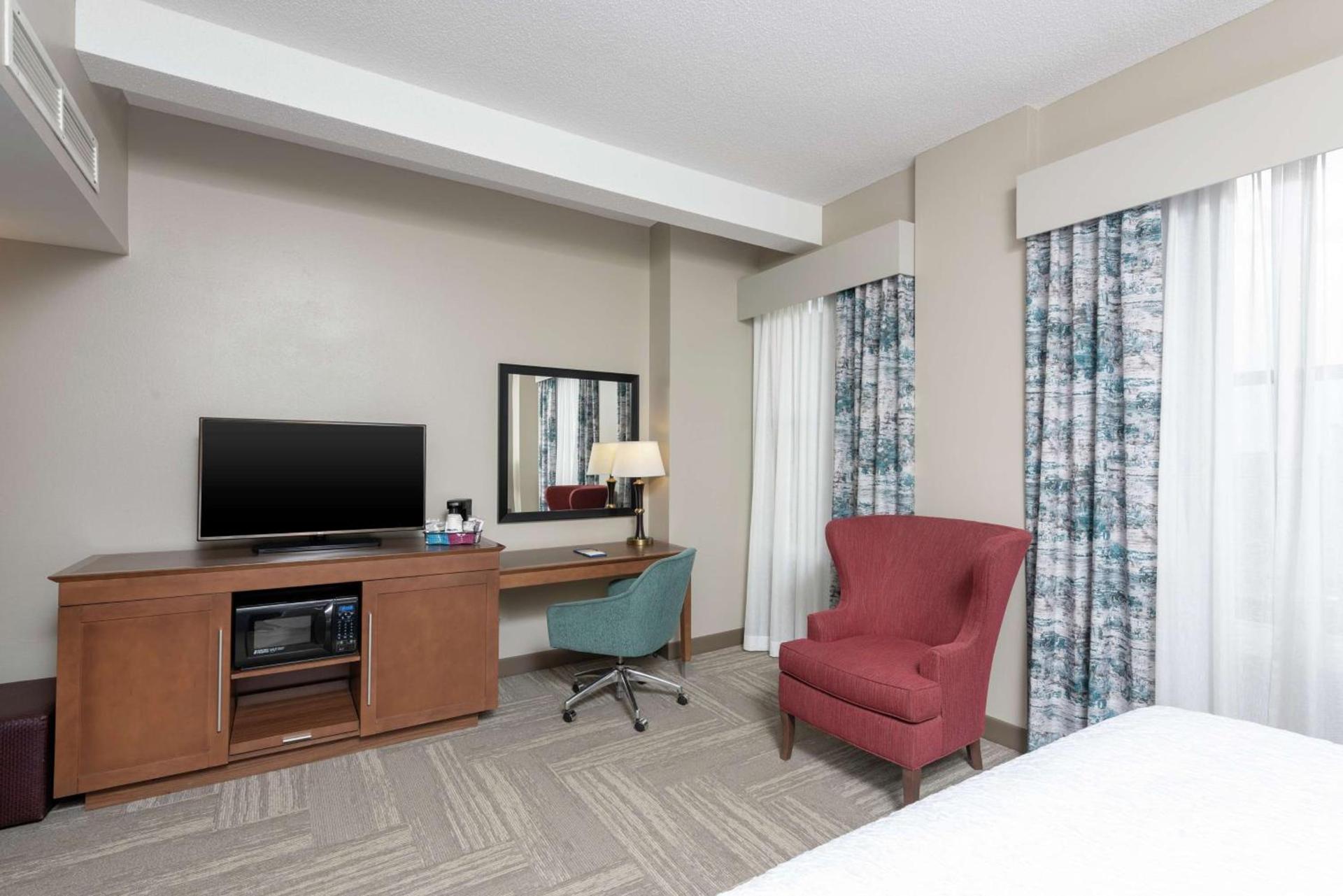 Hampton Inn Indianapolis Downtown Across from Circle Centre photo 33
