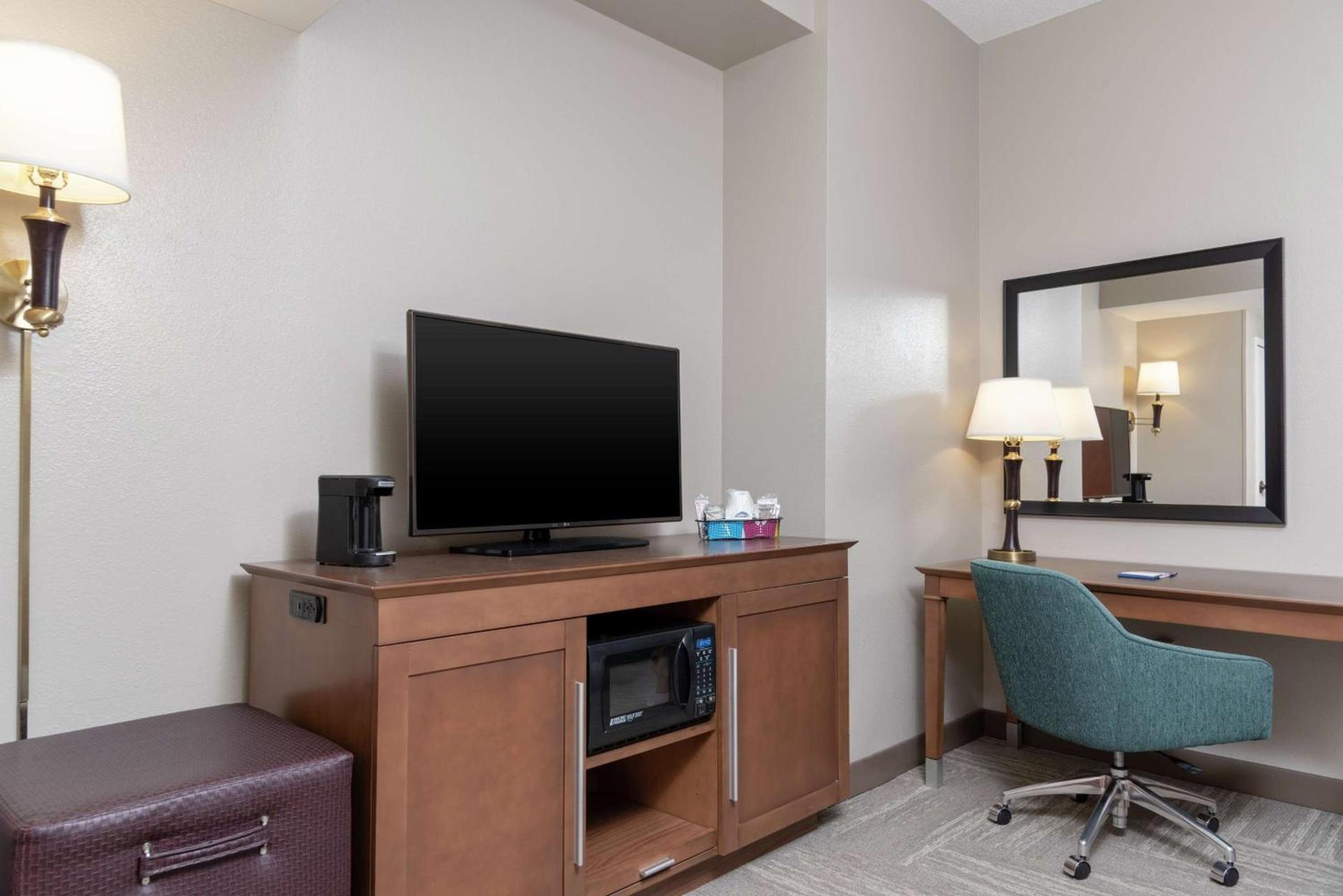 Hampton Inn Indianapolis Downtown Across from Circle Centre photo 60