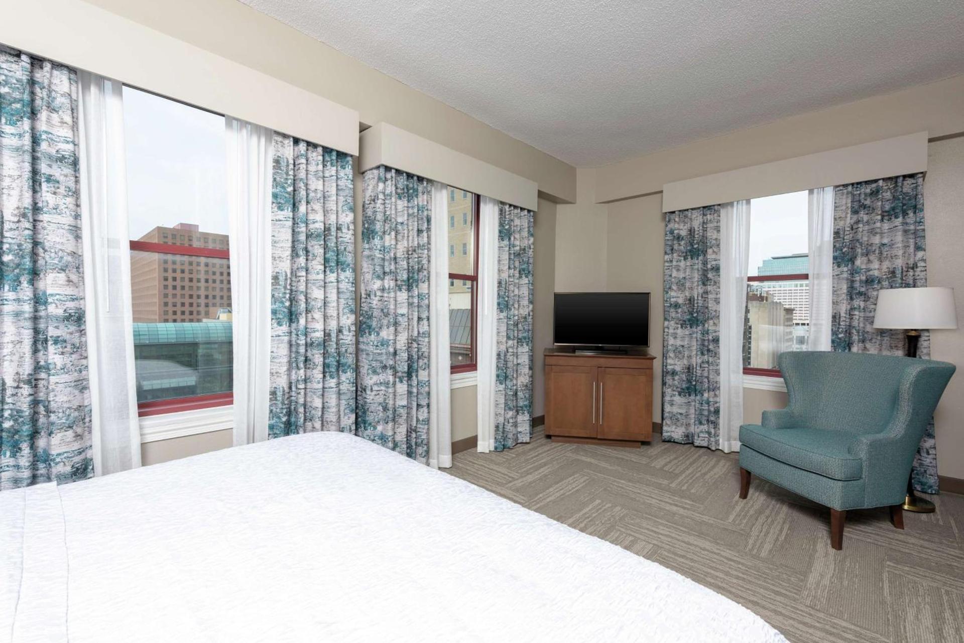 Hampton Inn Indianapolis Downtown Across from Circle Centre photo 12