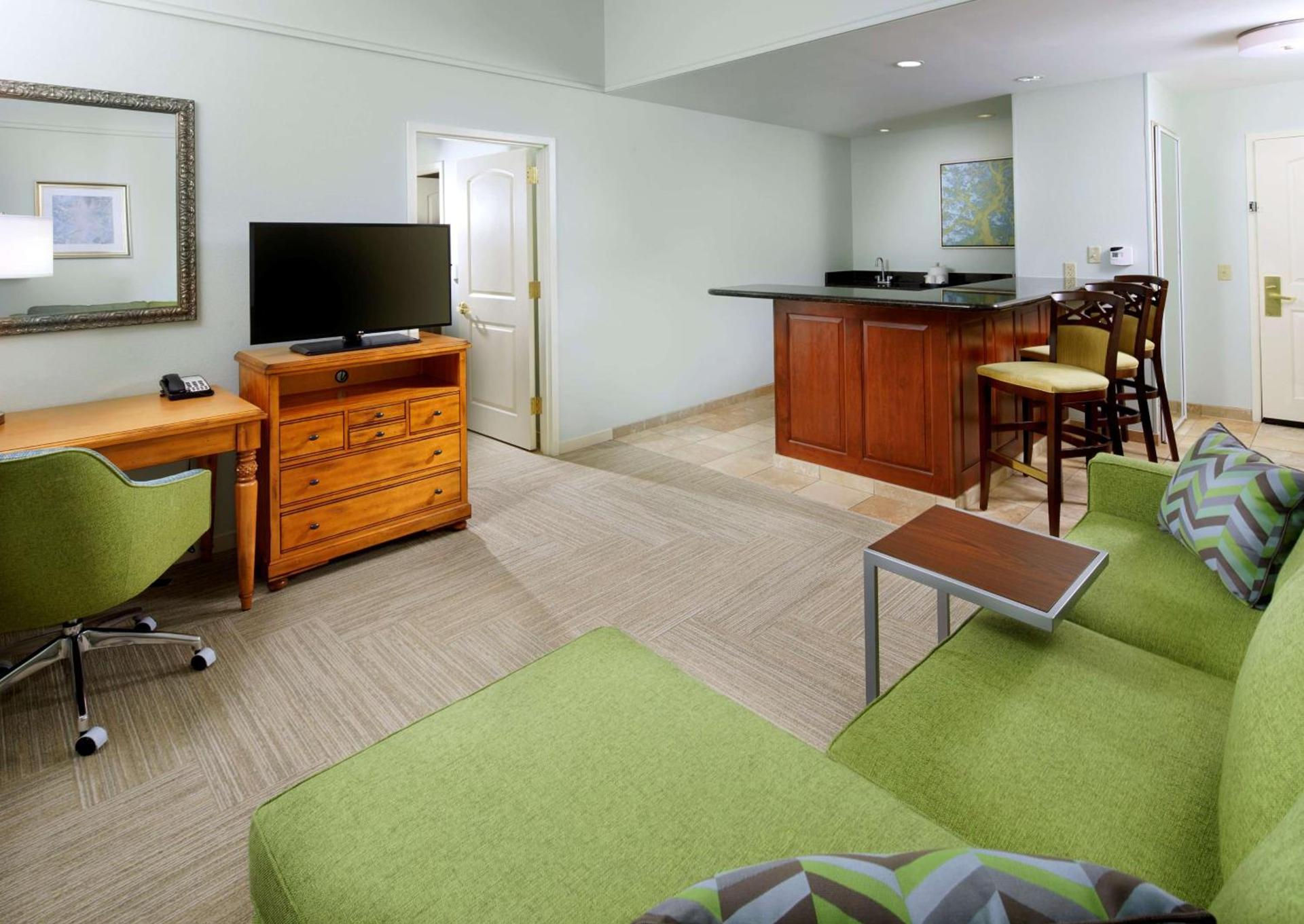 Hampton Inn & Suites Savannah/Midtown photo 23