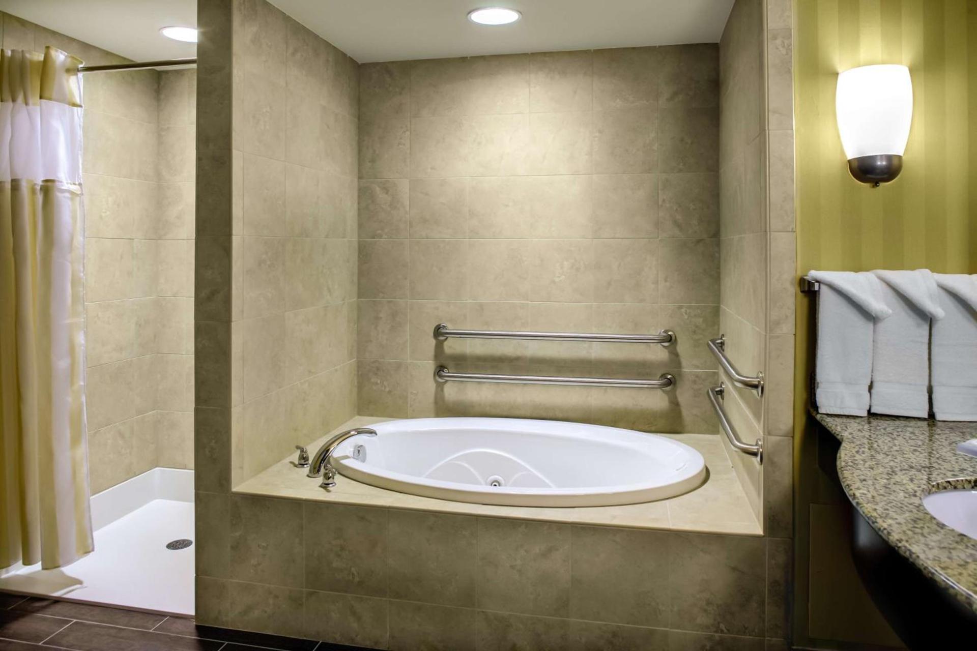 Hilton Garden Inn Pittsburgh/Cranberry photo 13