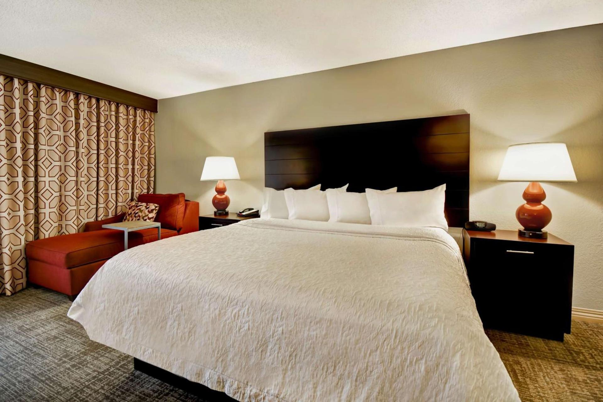 Hampton Inn Starkville Mississippi State University photo 18