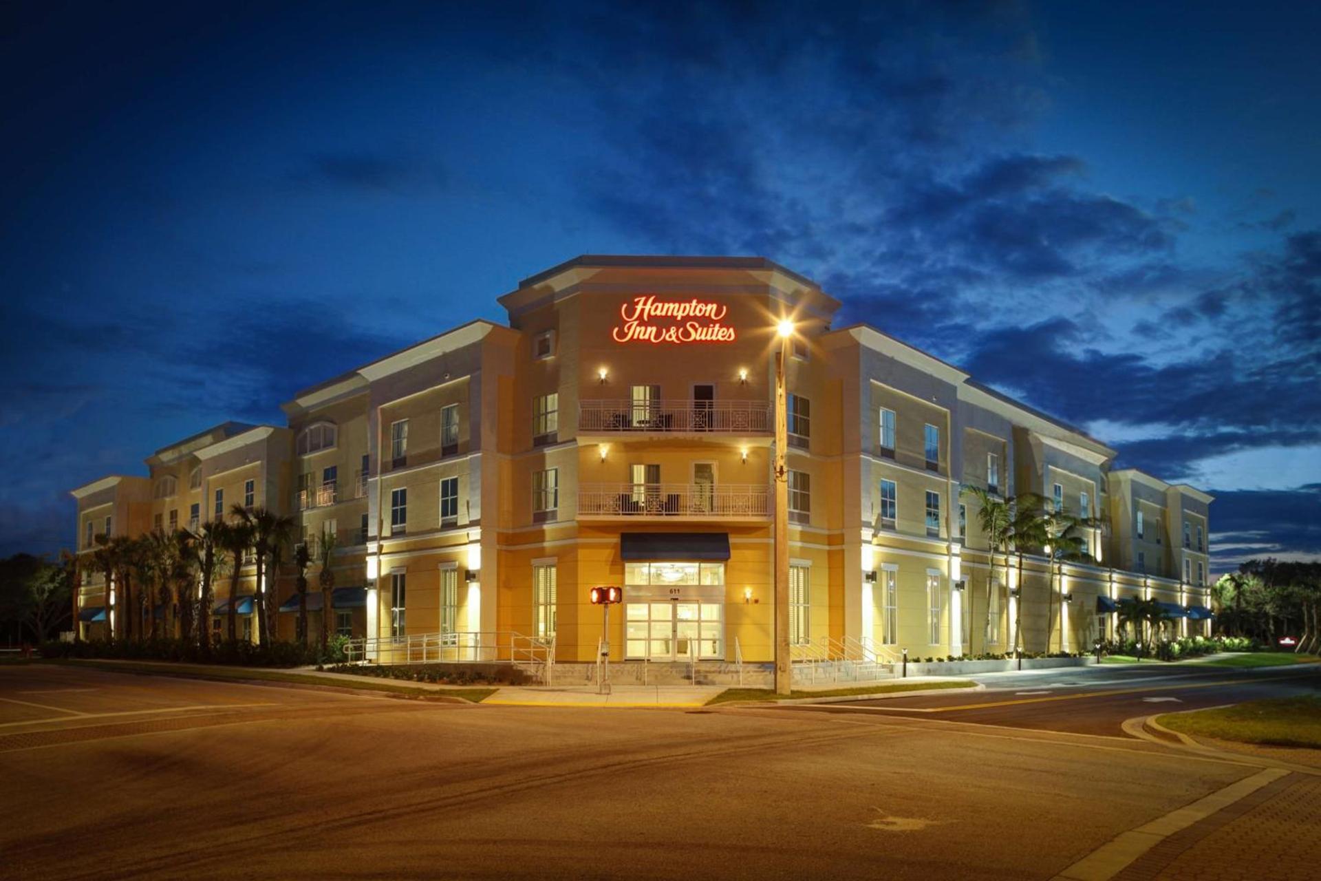Hampton Inn and Suites by Hilton Vero Beach-Downtown photo 1