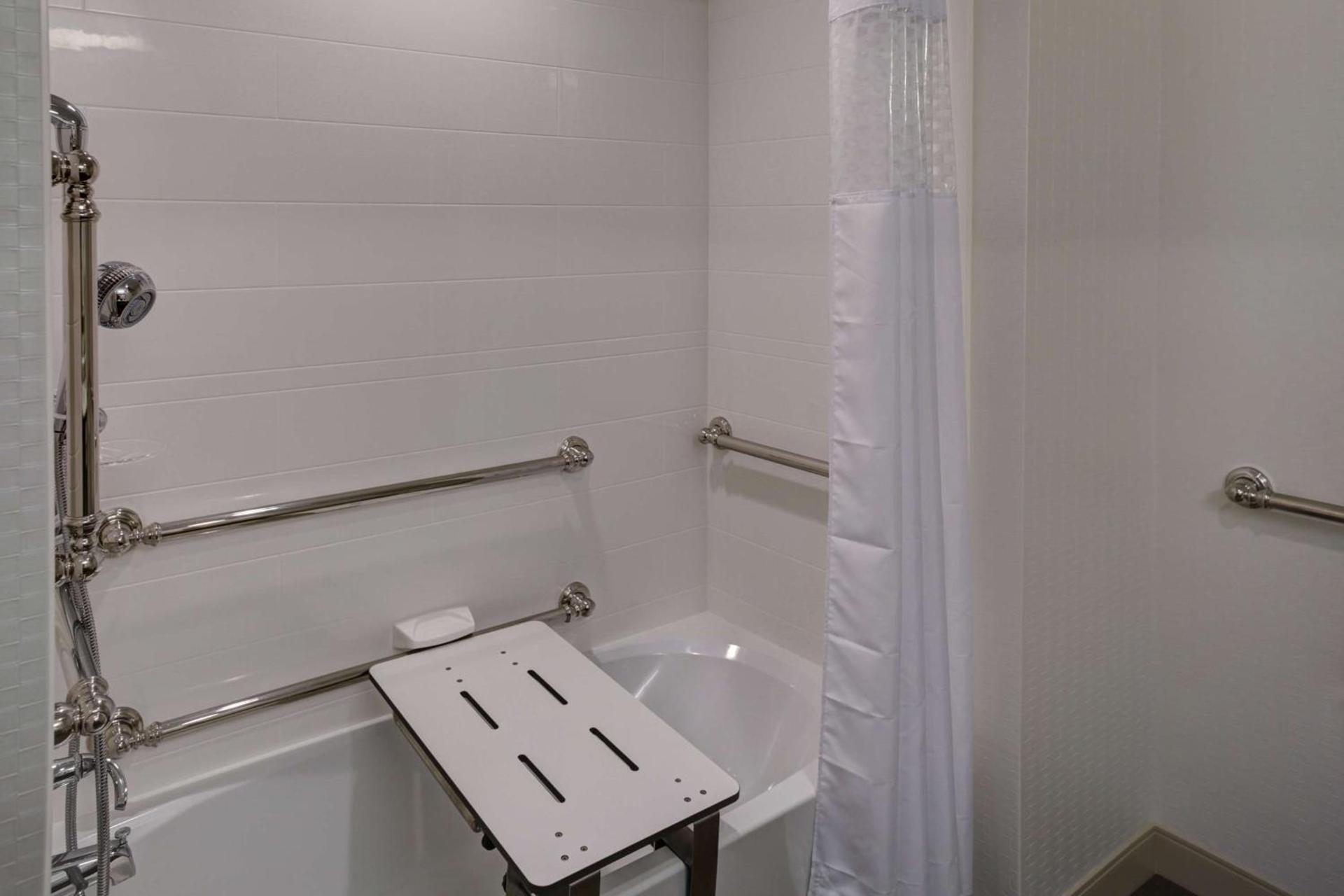 Hampton Inn and Suites by Hilton Vero Beach-Downtown photo 28