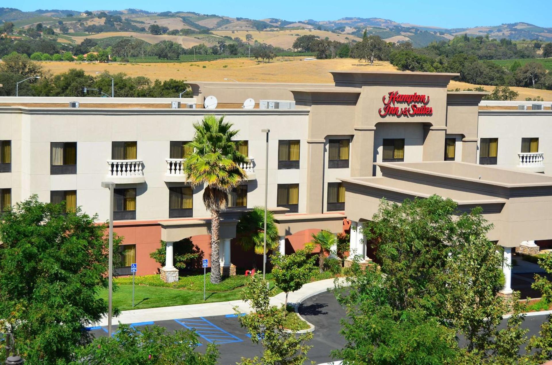 Hampton Inn & Suites Paso Robles photo 2