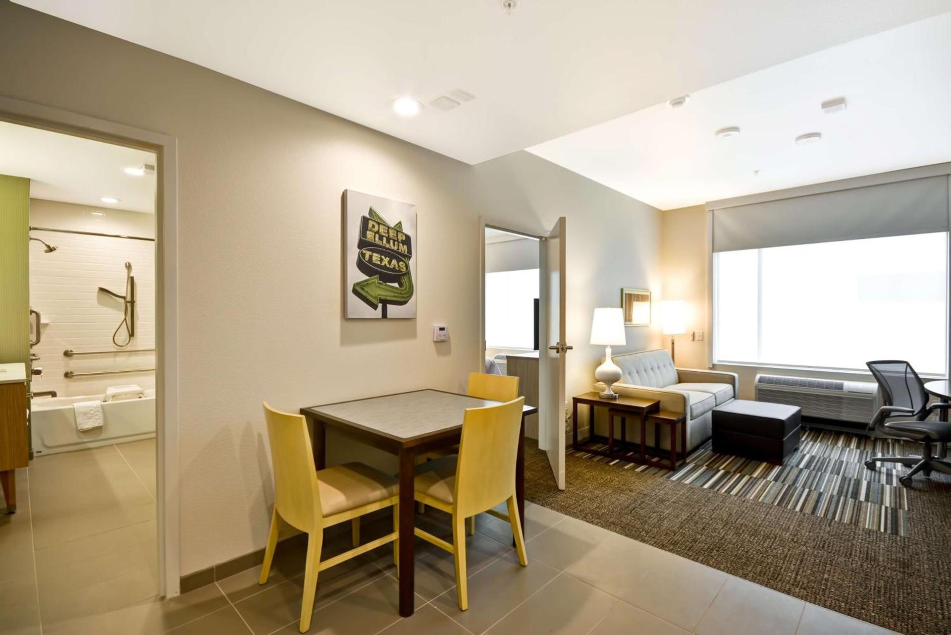 Home2 Suites by Hilton Dallas Downtown at Baylor Scott & White photo 23