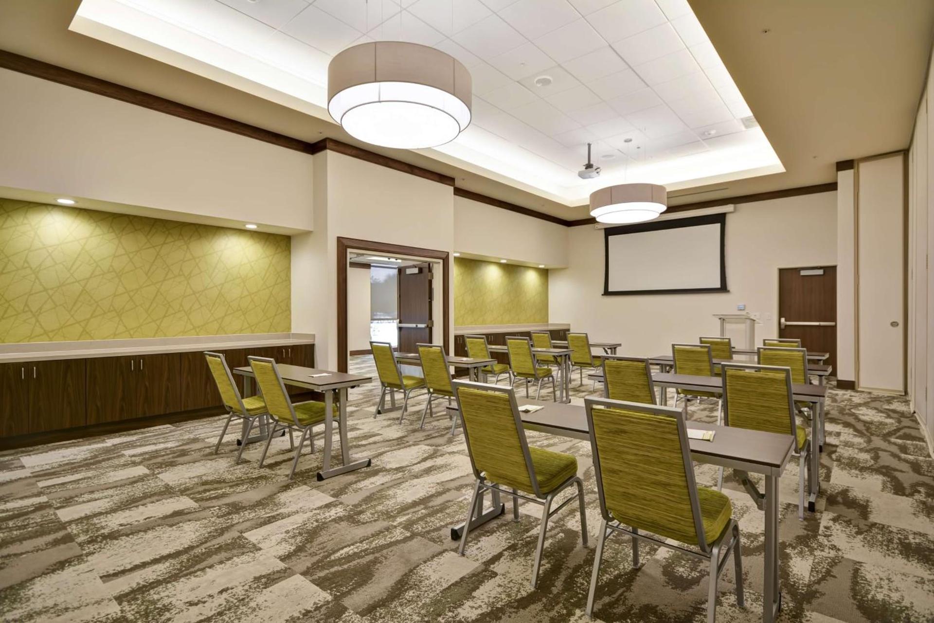 Home2 Suites by Hilton Dallas Downtown at Baylor Scott & White photo 31