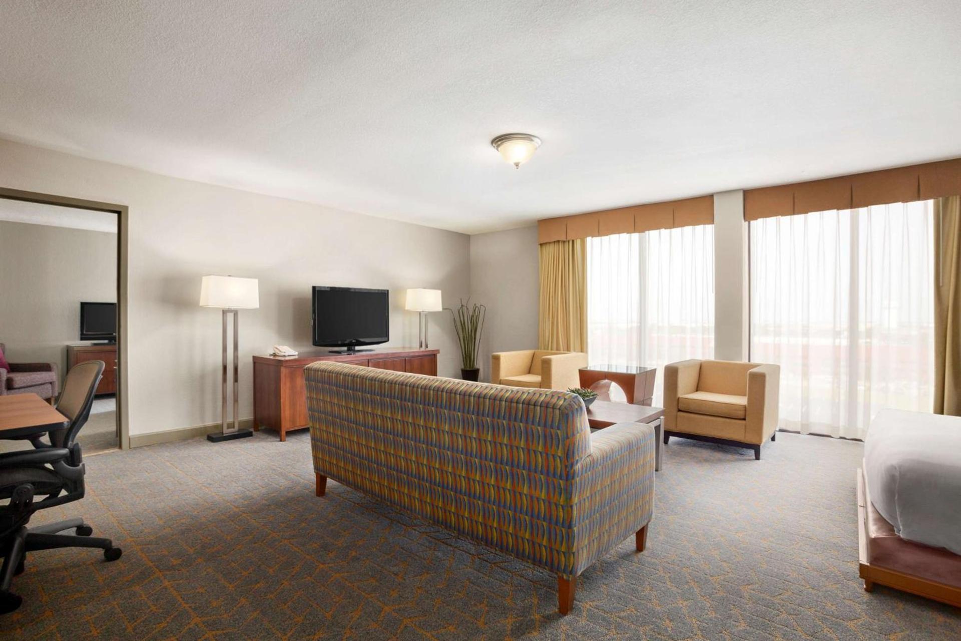 DoubleTree by Hilton DFW Airport North photo 21
