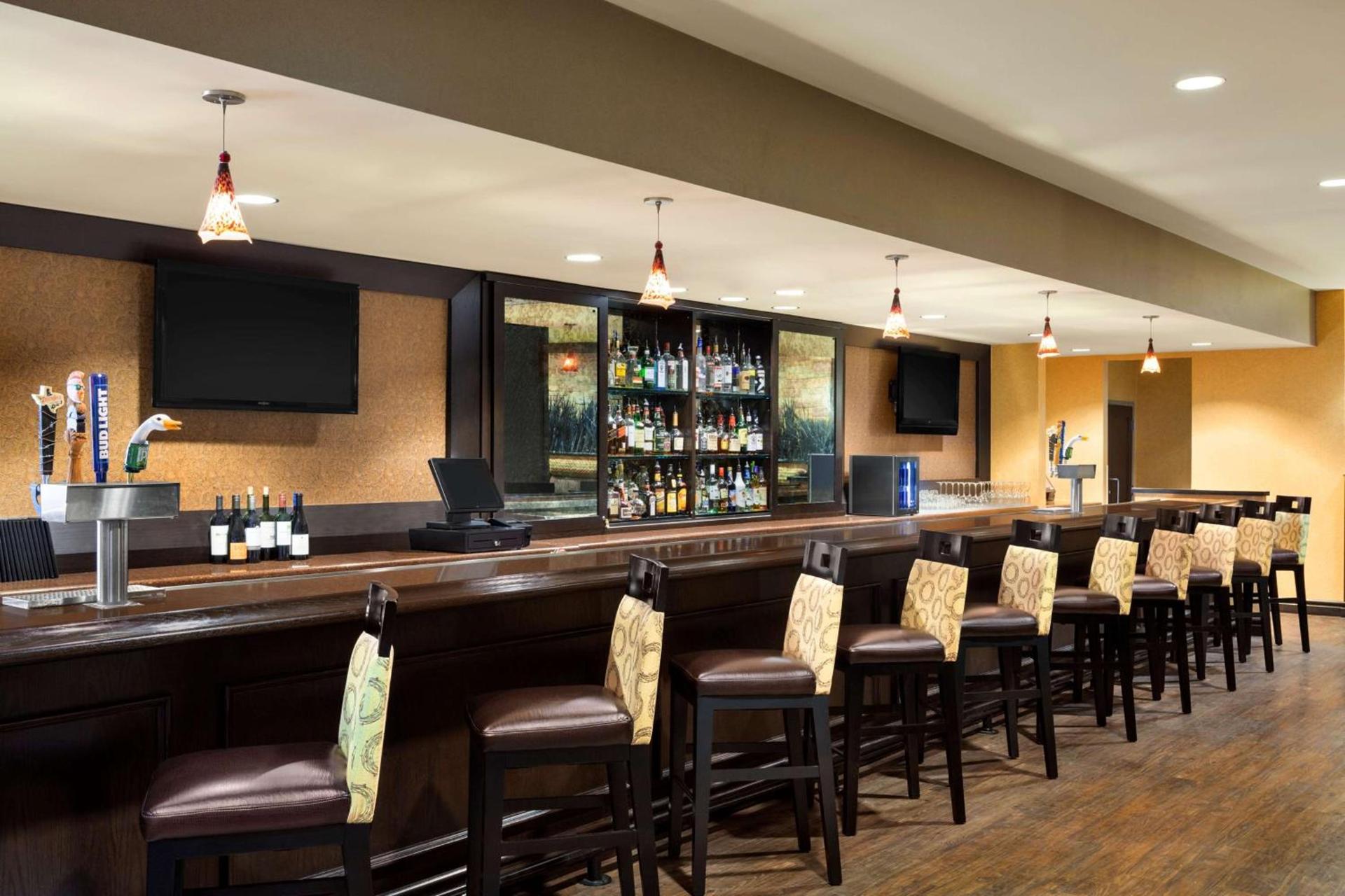 DoubleTree by Hilton DFW Airport North photo 31