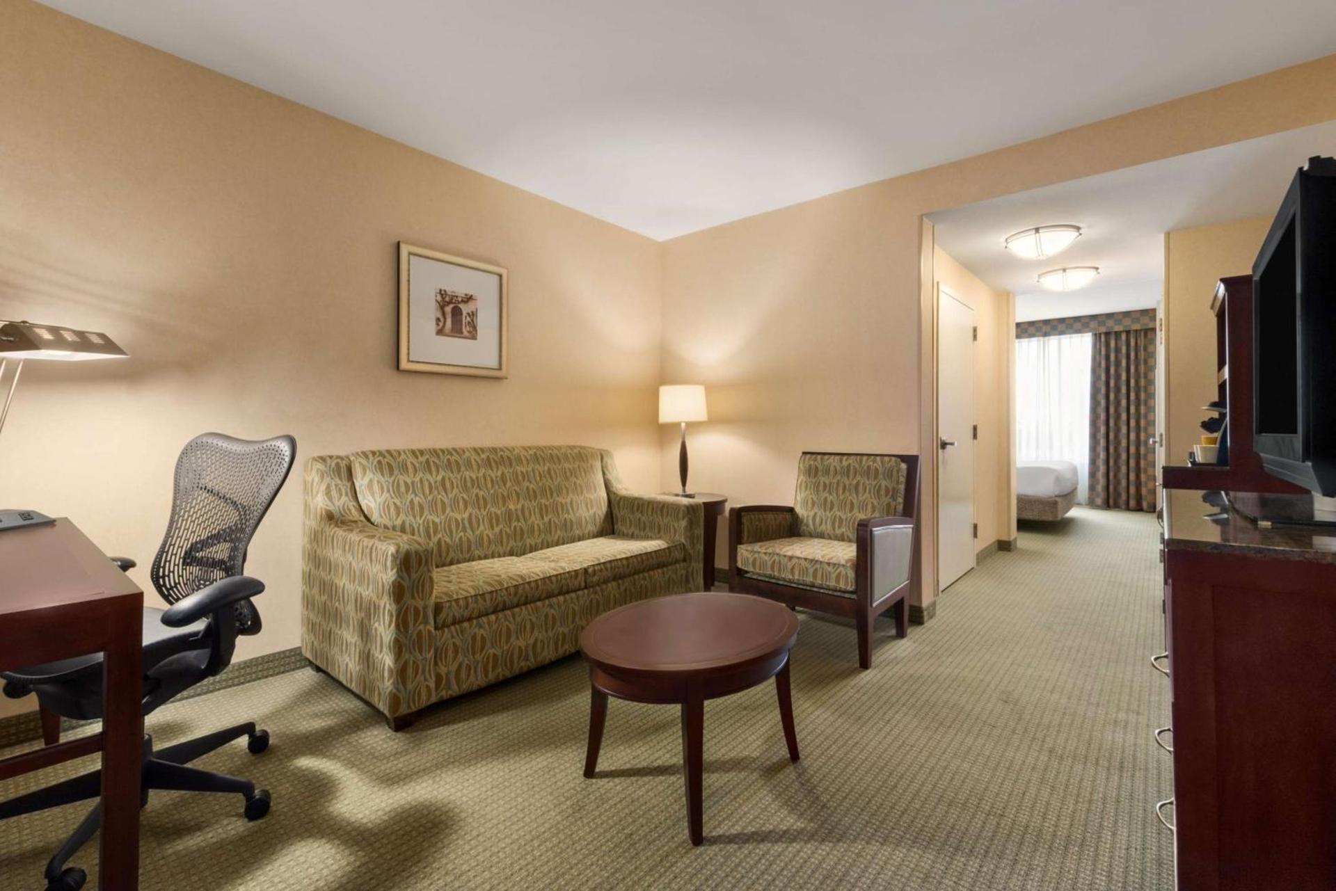 Hilton Garden Inn Dulles North photo 18