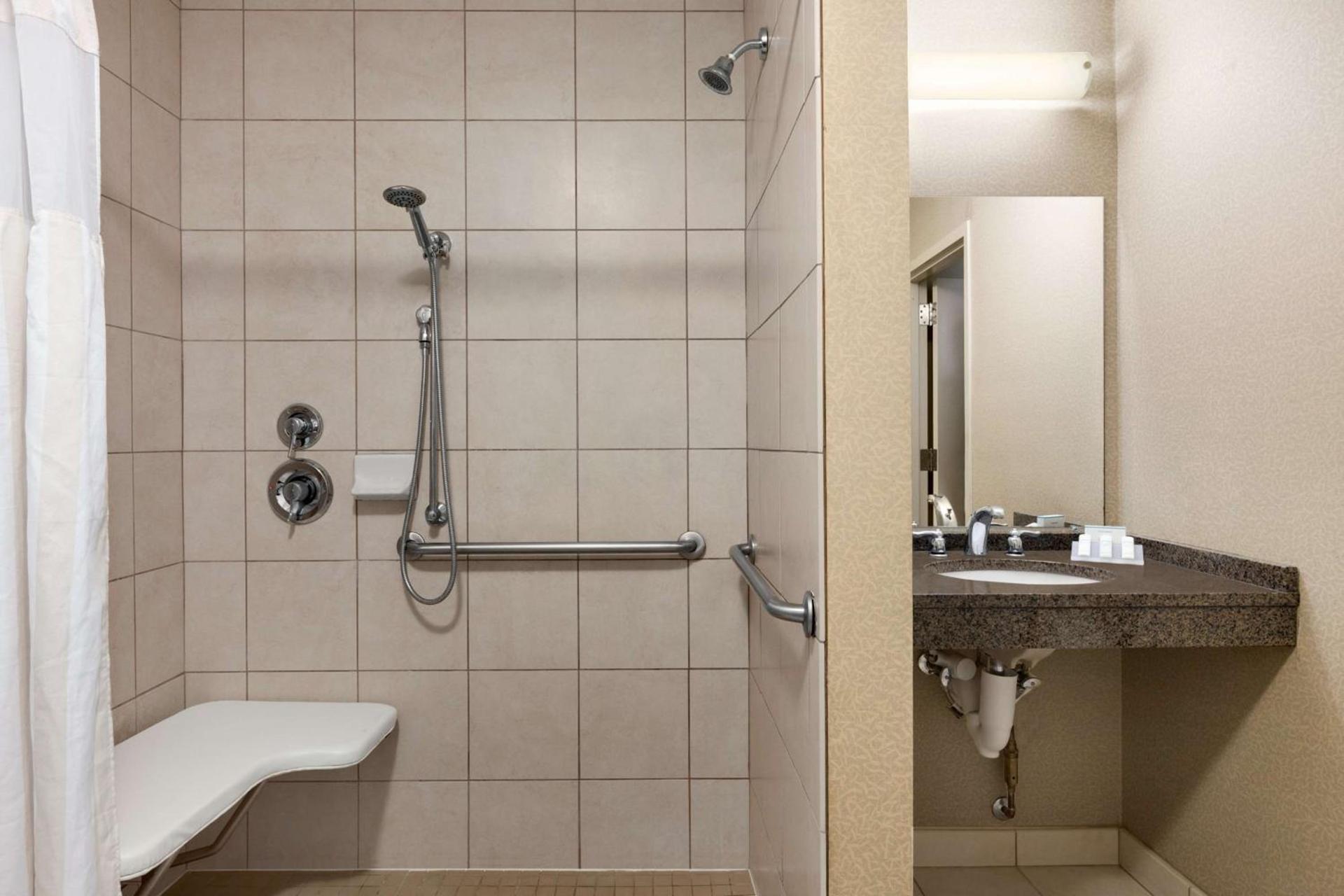 Hilton Garden Inn Dulles North photo 23