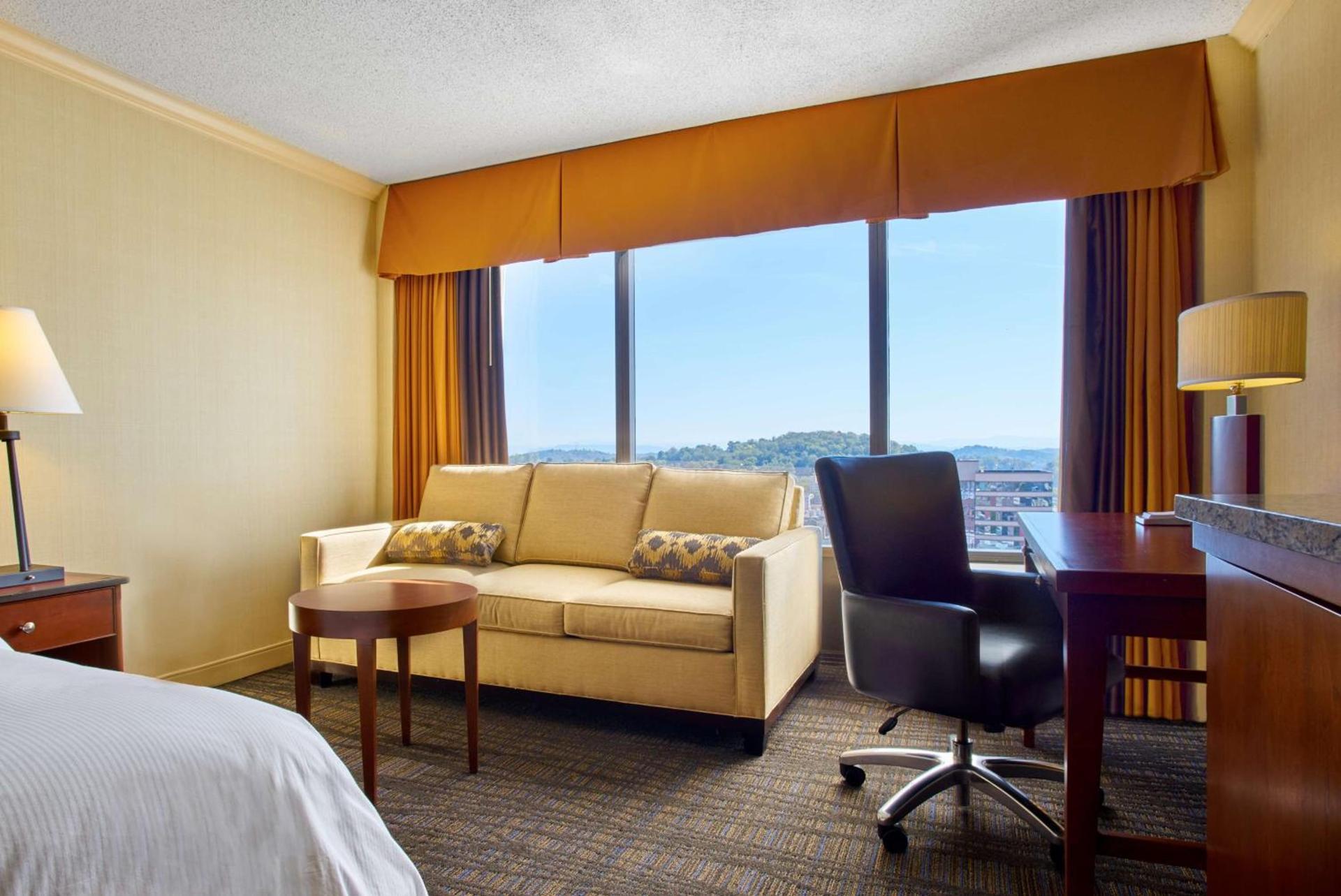 Hilton Knoxville photo 19