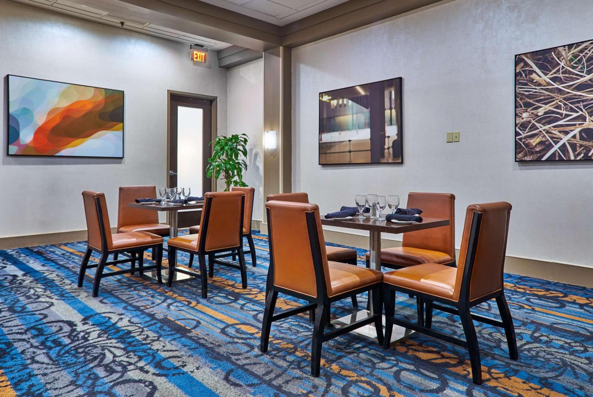 Hilton Knoxville photo 36