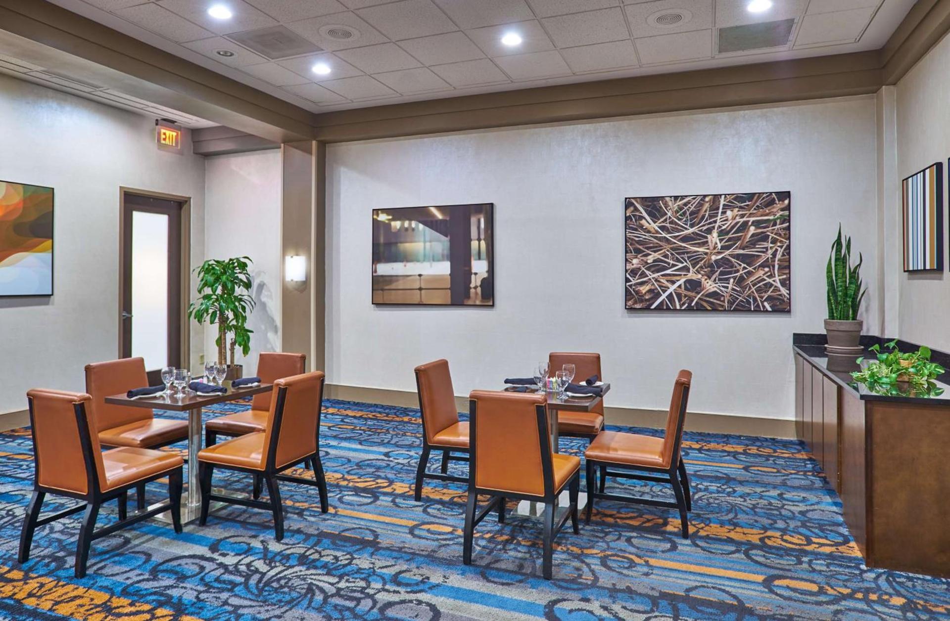Hilton Knoxville photo 37