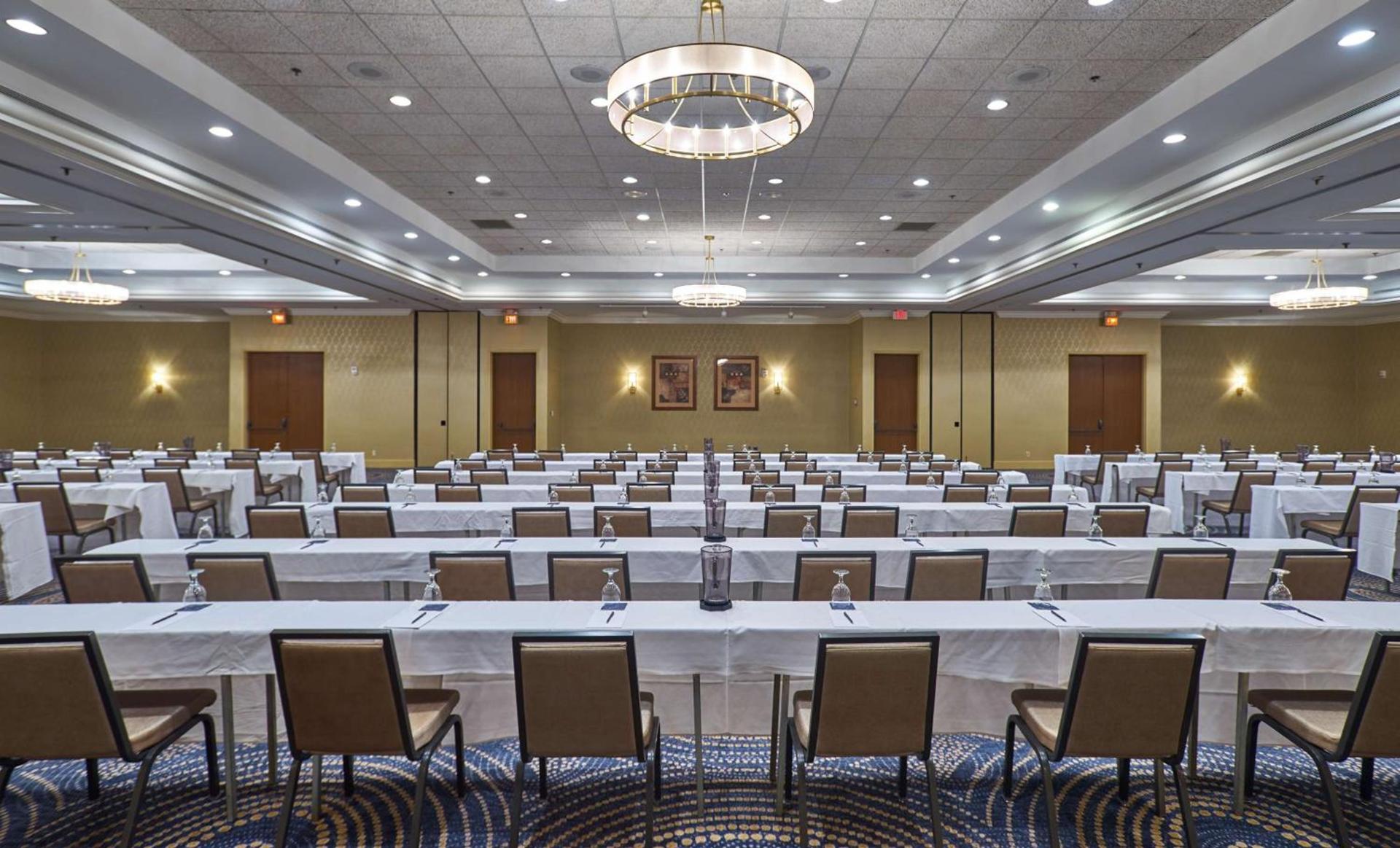Hilton Knoxville photo 38