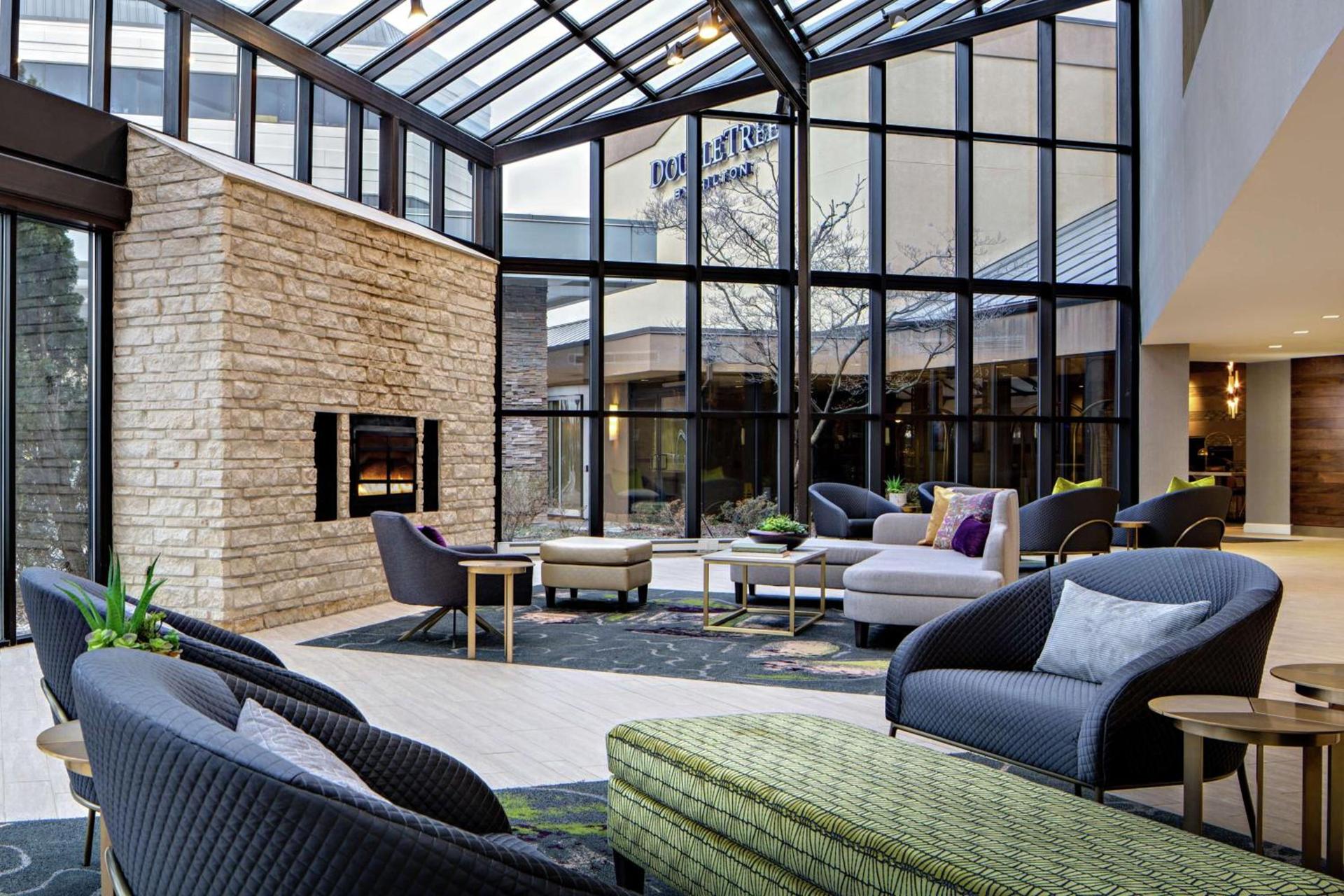 DoubleTree by Hilton Fairfield Hotel & Suites photo 27