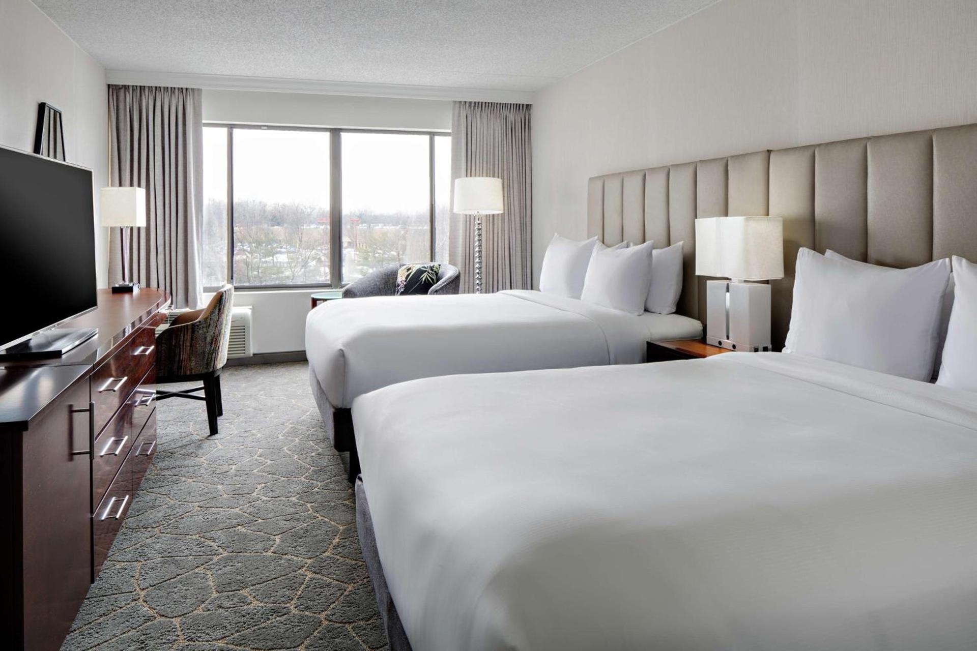 DoubleTree by Hilton Fairfield Hotel & Suites photo 24