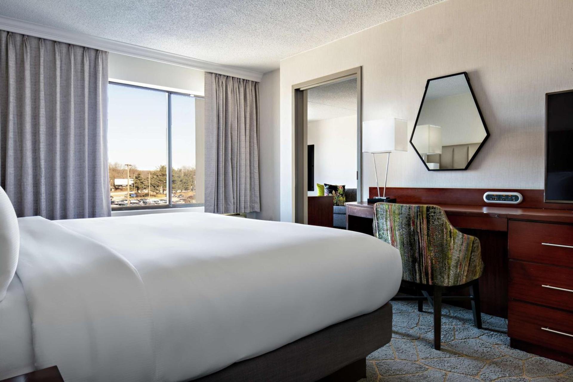 DoubleTree by Hilton Fairfield Hotel & Suites photo 33