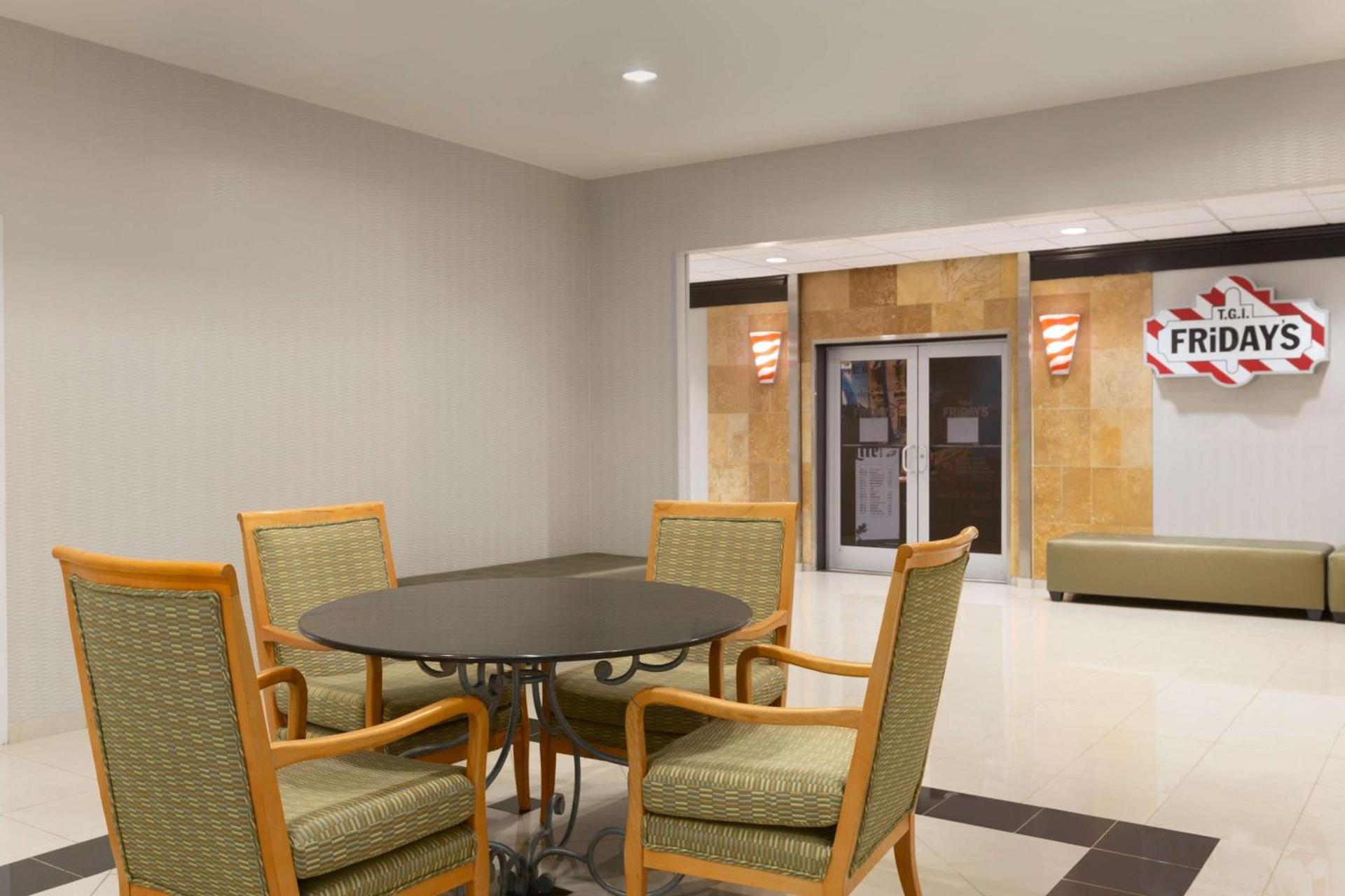 Embassy Suites Newark - Wilmington/South photo 8