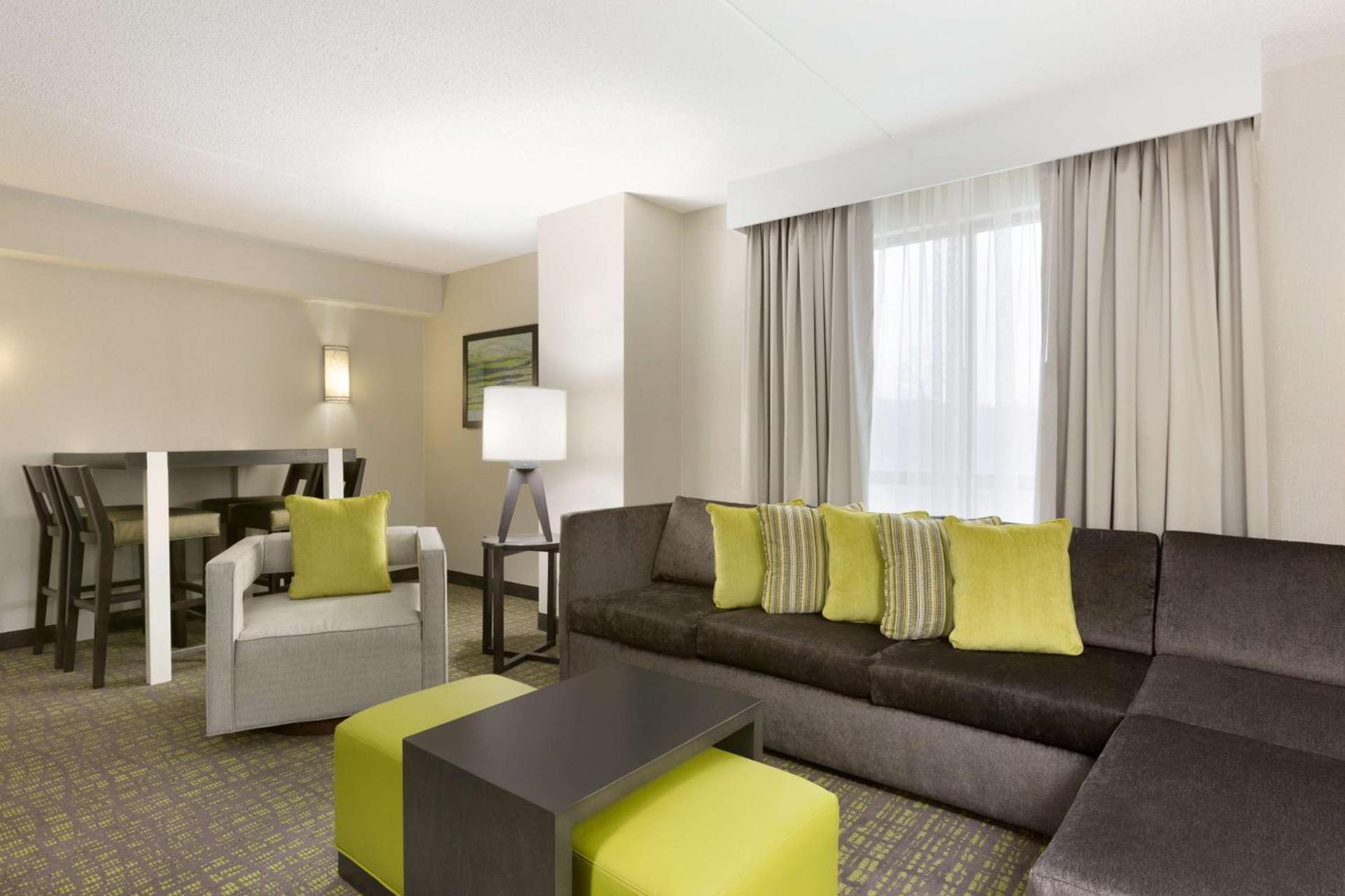 Embassy Suites Newark - Wilmington/South photo 27