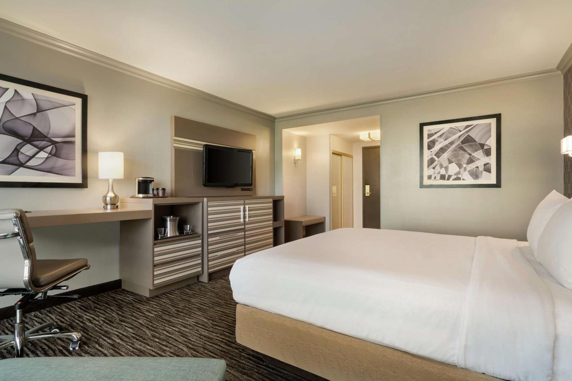 Hilton Melbourne, FL photo 34