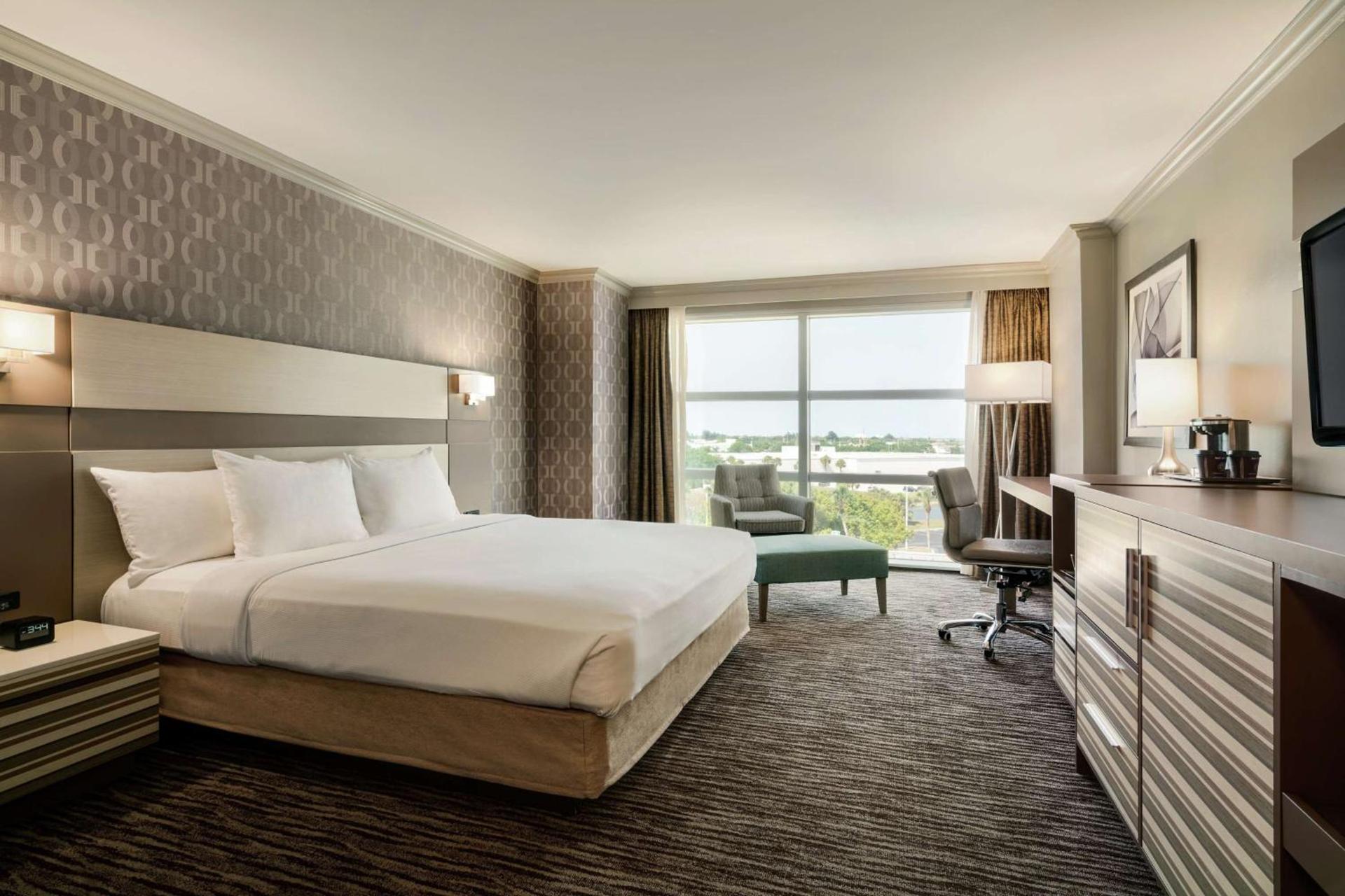 Hilton Melbourne, FL photo 36
