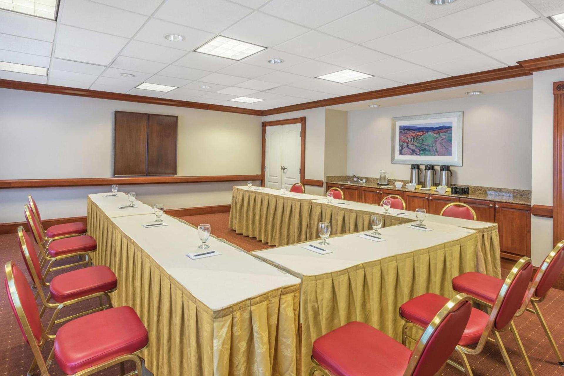 Homewood Suites by Hilton Newark-Wilmington South Area photo 16