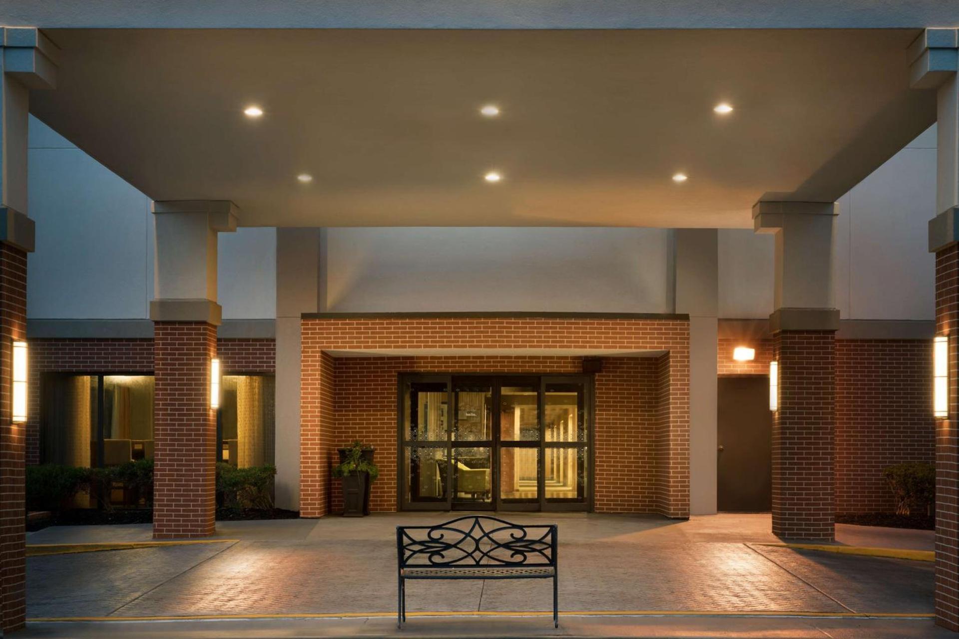 Hampton Inn Philadelphia/Mt. Laurel photo 3