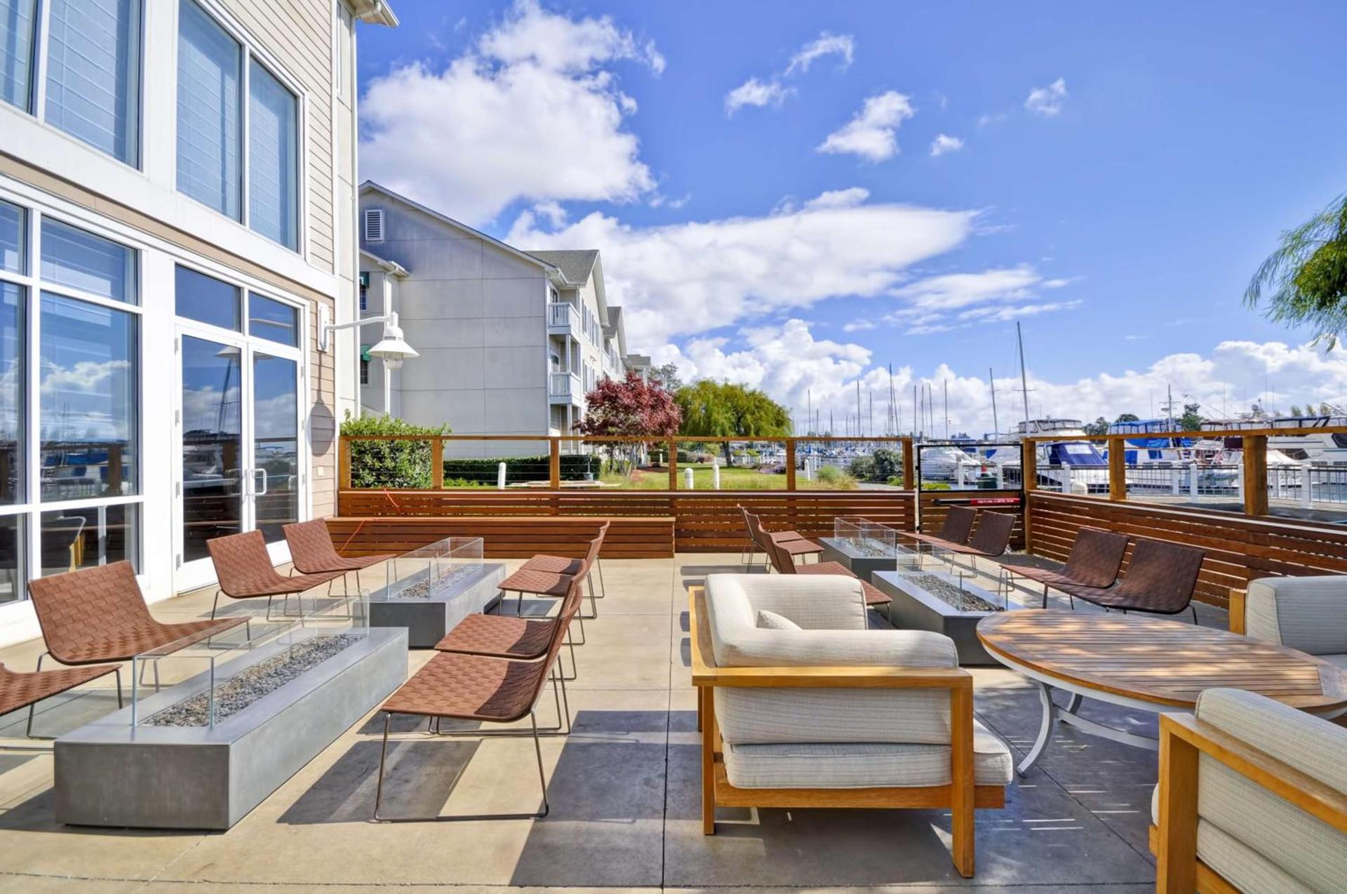 Homewood Suites by Hilton - Oakland Waterfront photo 3