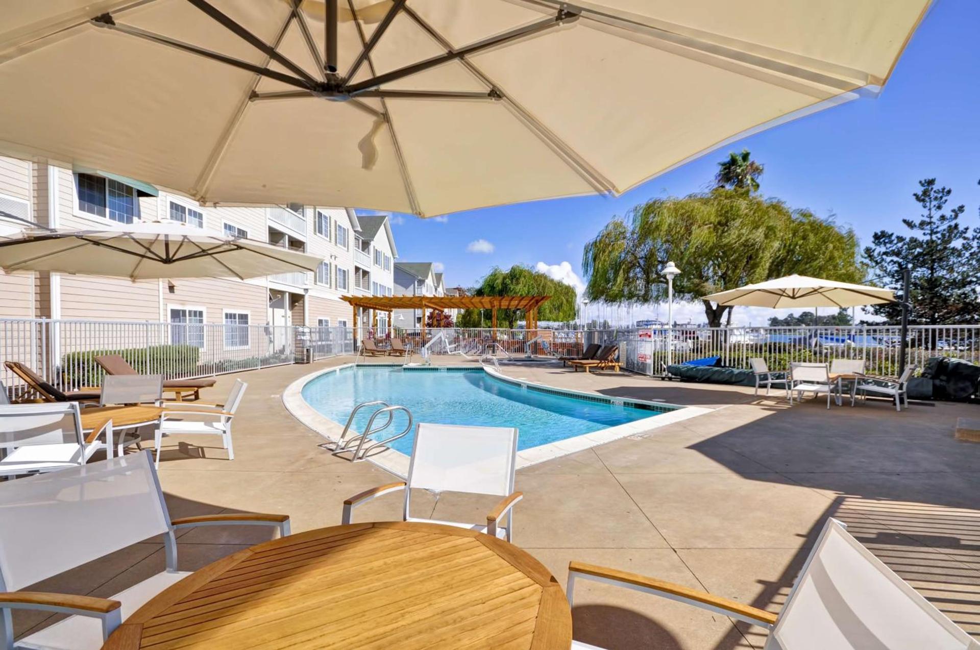 Homewood Suites by Hilton - Oakland Waterfront photo 14