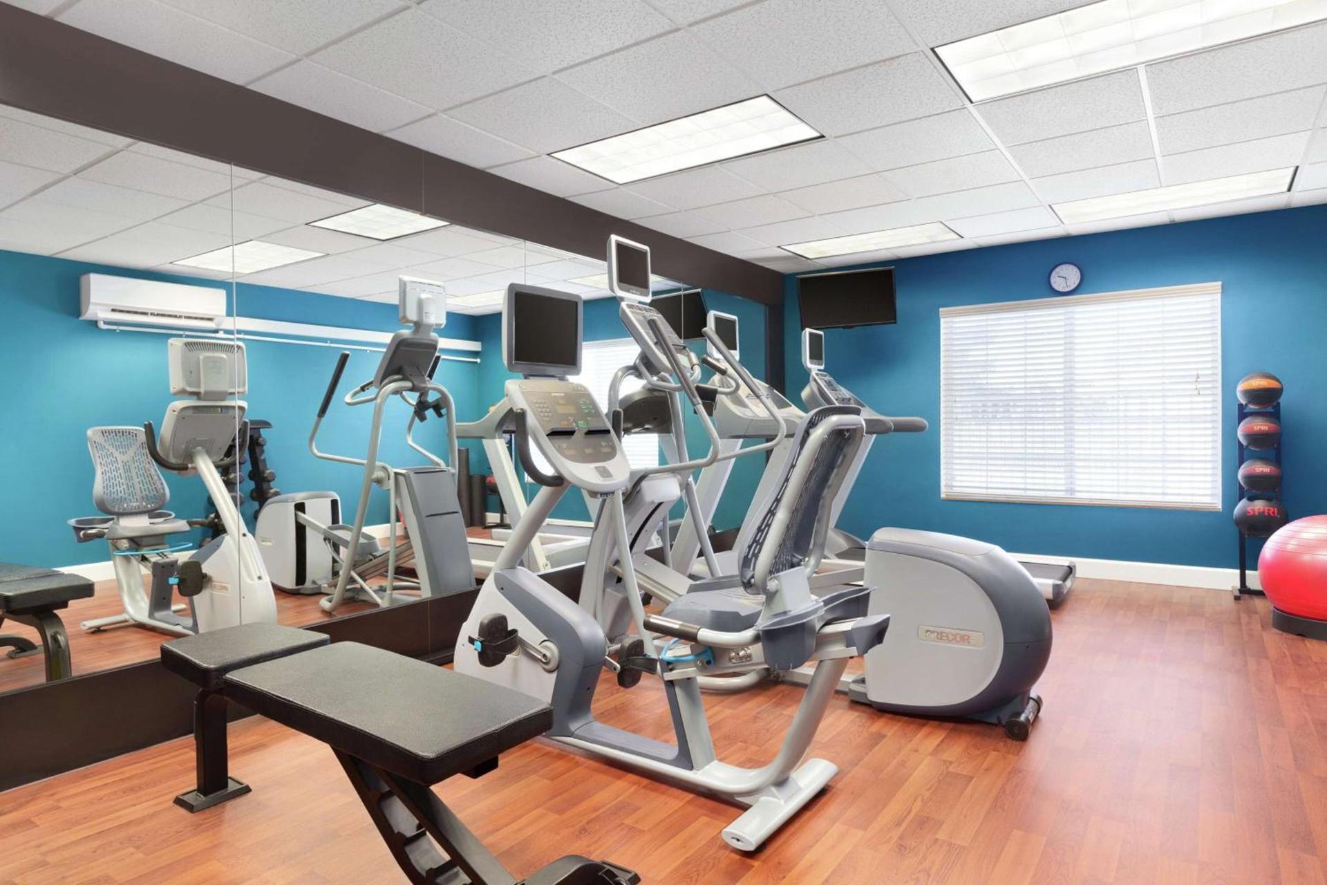 Homewood Suites by Hilton - Oakland Waterfront photo 17