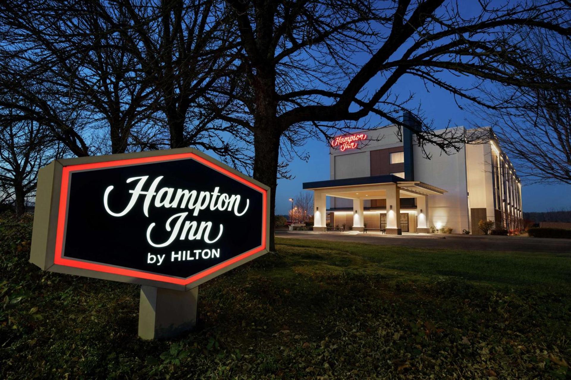 Hampton Inn Portland Airport photo 22