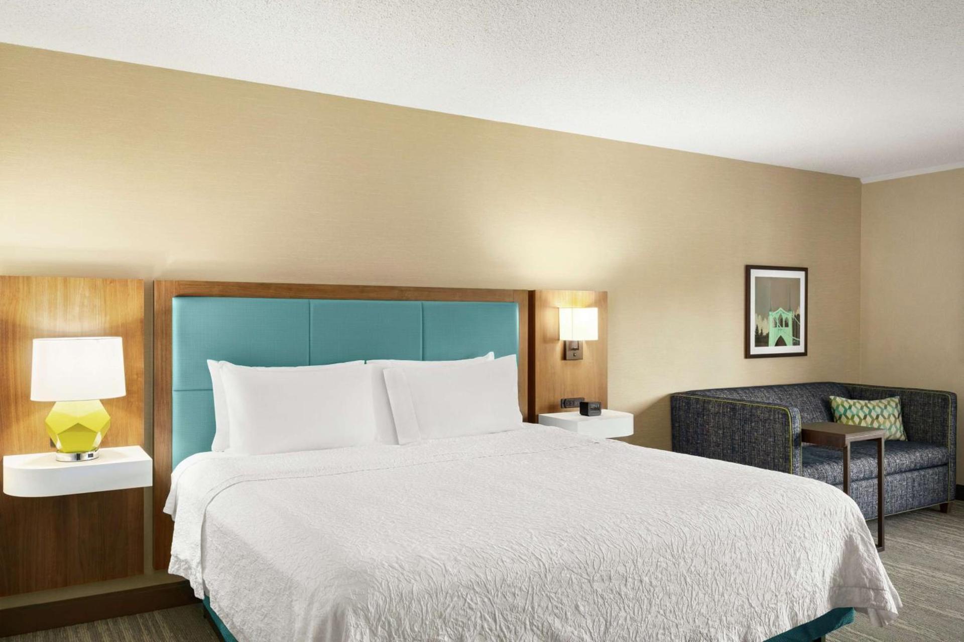 Hampton Inn Portland Airport photo 11