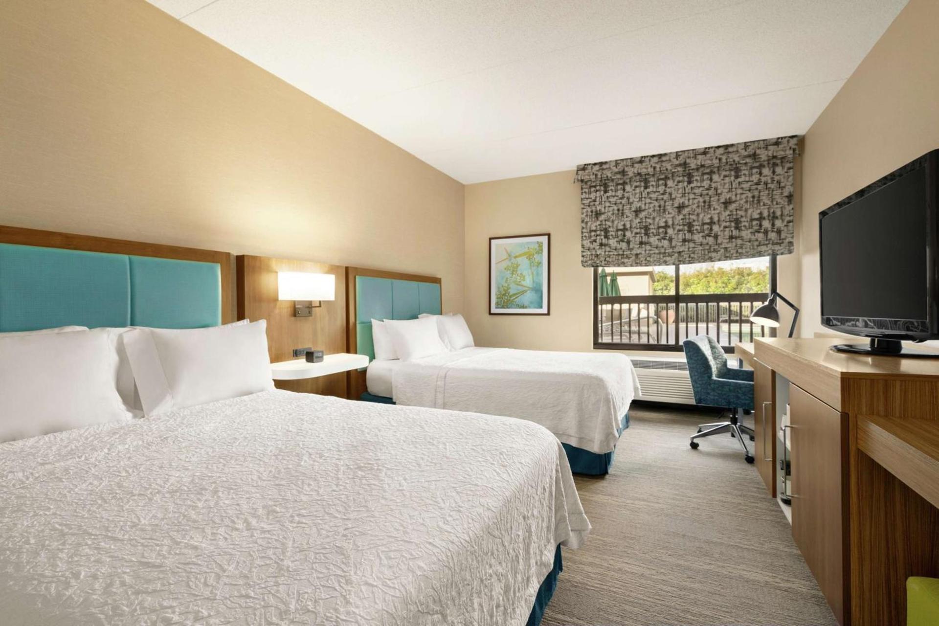 Hampton Inn Portland Airport photo 14