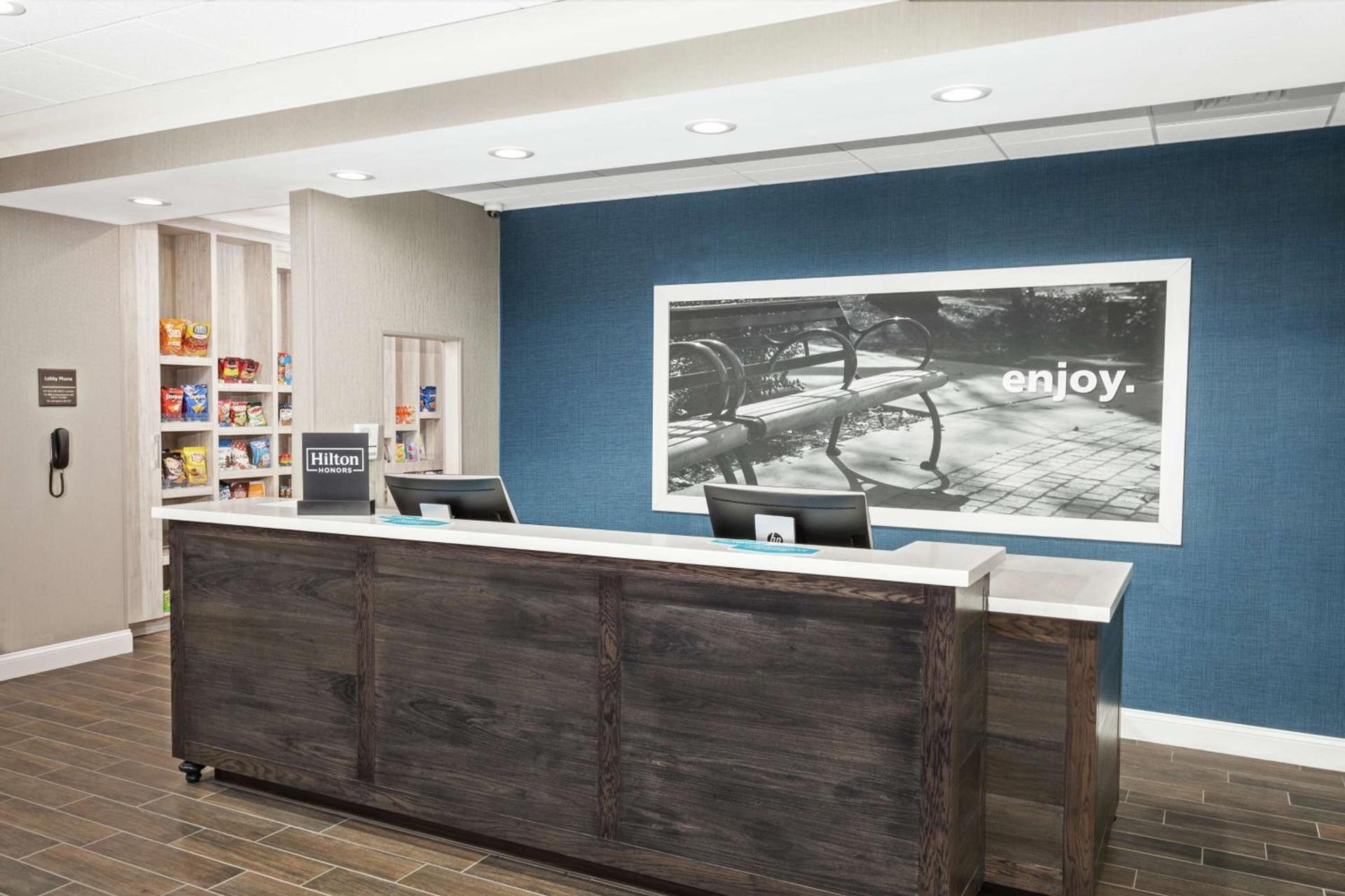 Hampton Inn Kennebunk Kennebunkport Me photo 5