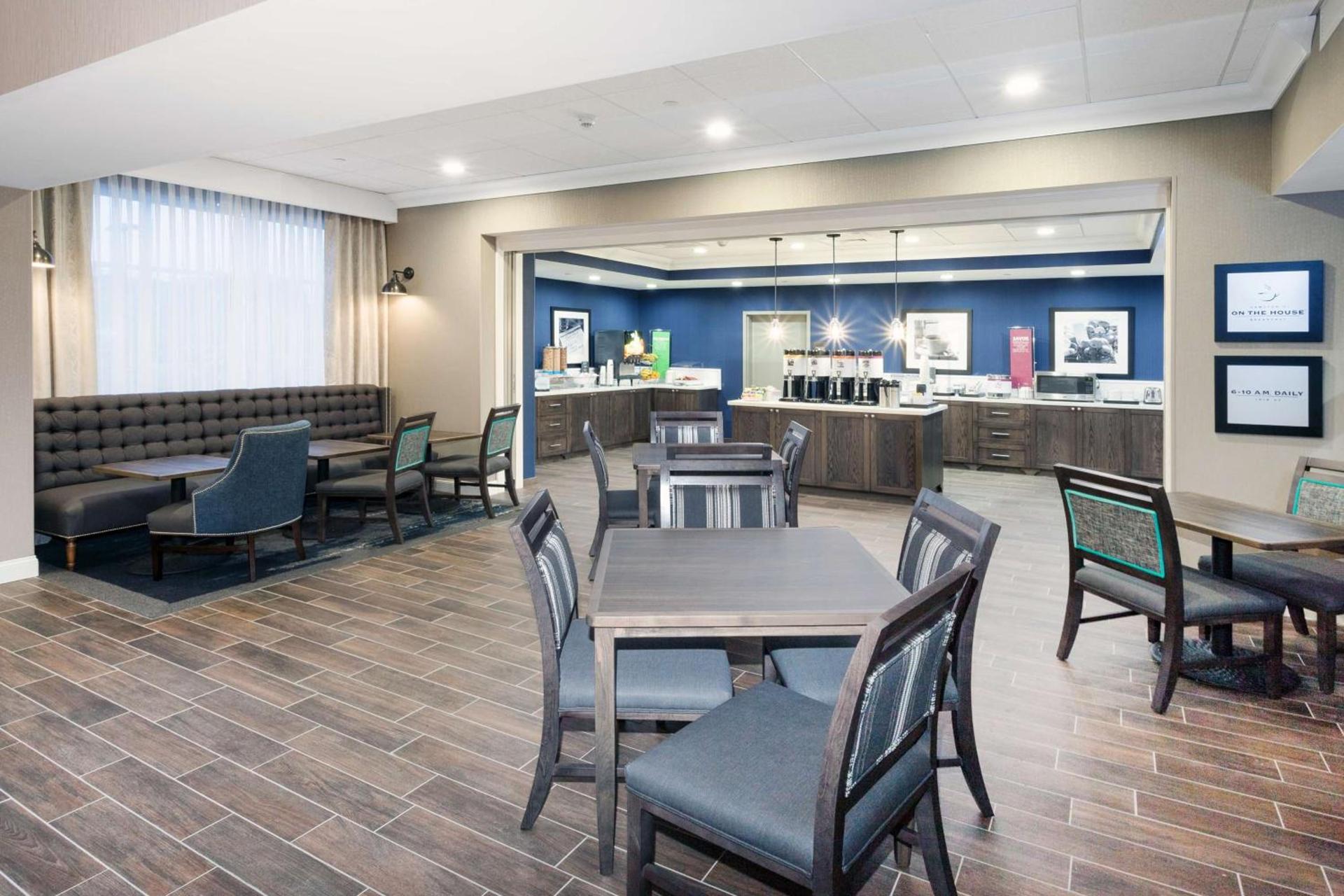 Hampton Inn Kennebunk Kennebunkport Me photo 18