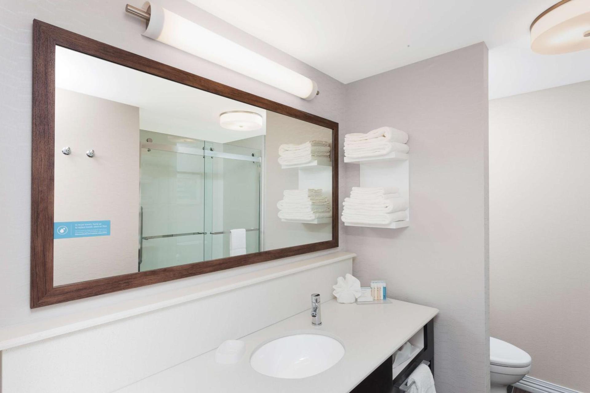 Hampton Inn Kennebunk Kennebunkport Me photo 35